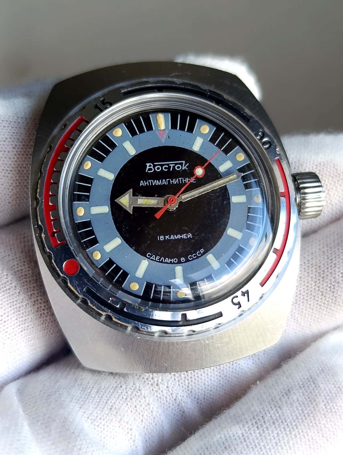 Vostok Amphibia USSR 2209 Mechanical Diver Watch Rare Blue Sector Dial Engraved