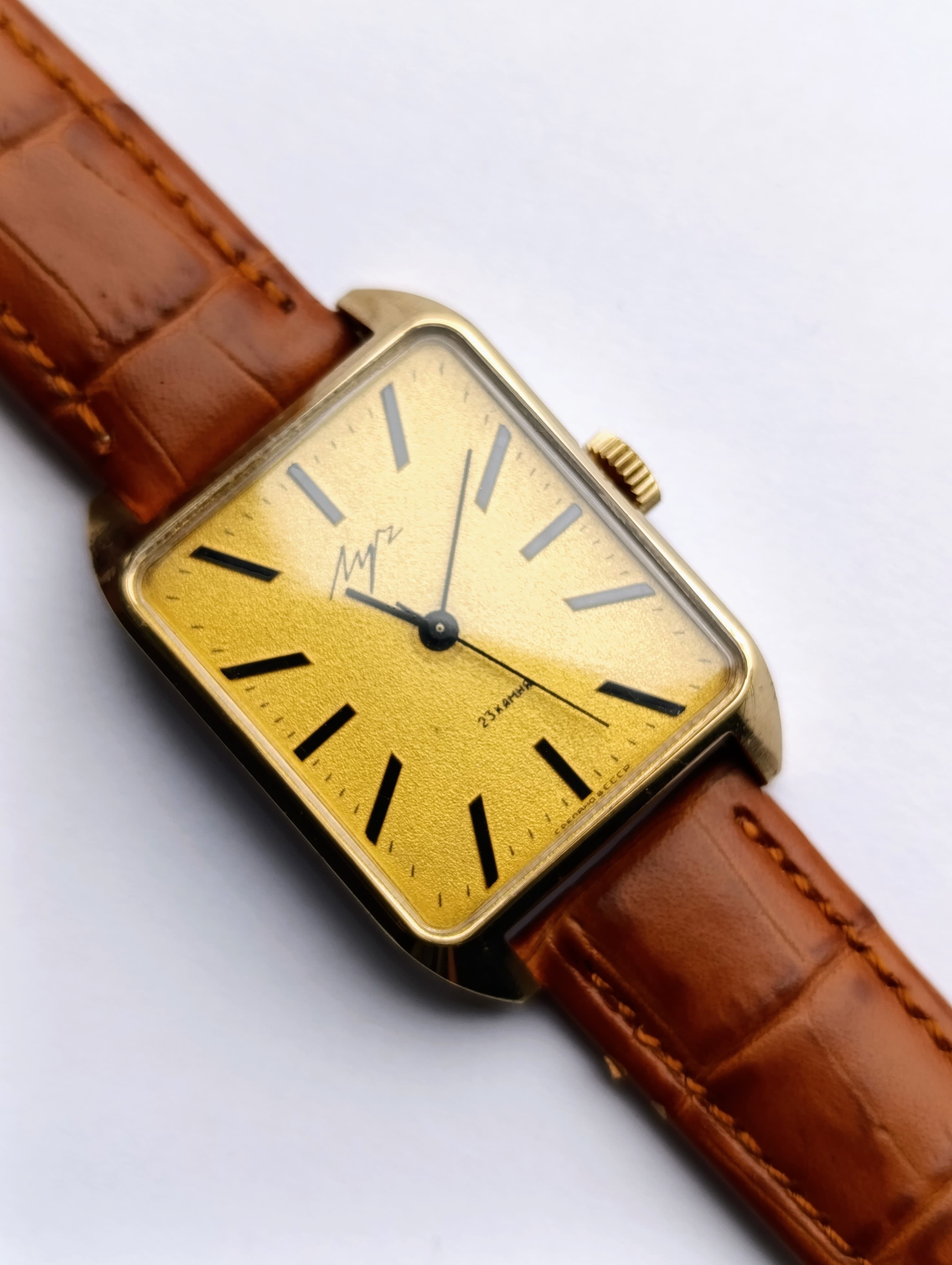 Luch 2209 Soviet Vintage Watch 23 Jewels Model 743651 Minsk Watch Factory Made in USSR 1980s – thumbnail 6