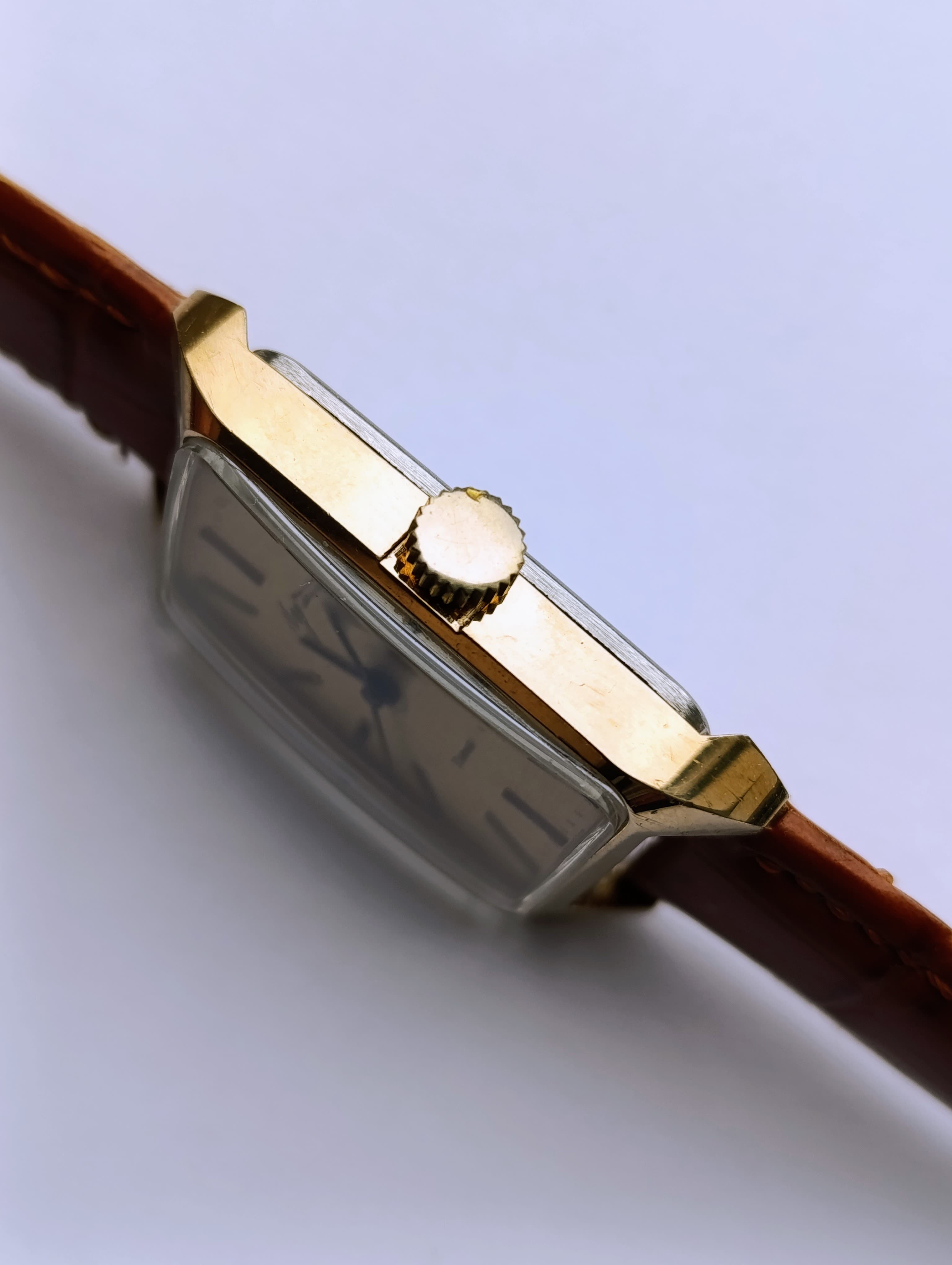 Luch 2209 Soviet Vintage Watch 23 Jewels Model 743651 Minsk Watch Factory Made in USSR 1980s – thumbnail 3