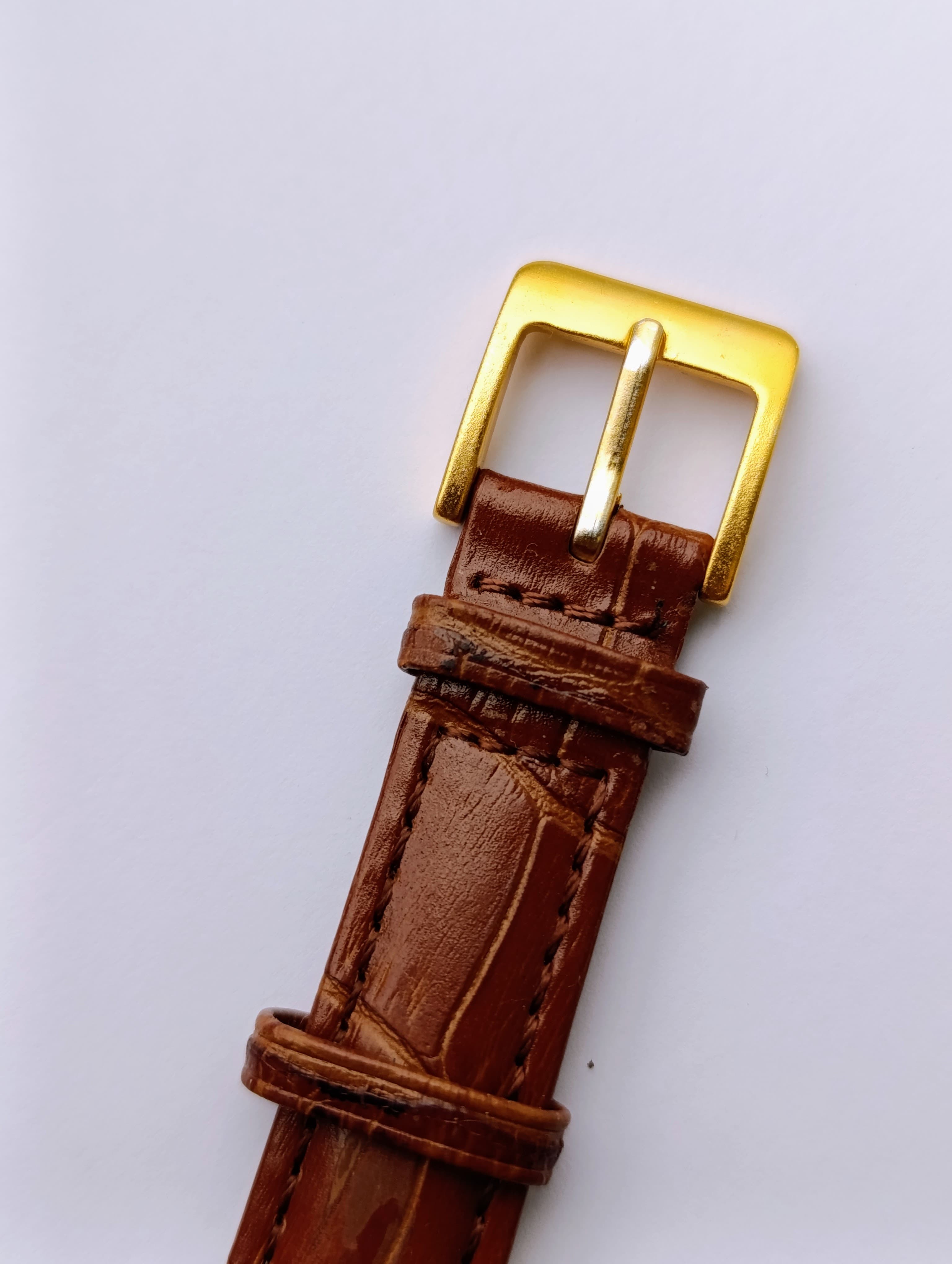 Luch 2209 23 Jewels Vintage Soviet Watch – Octagonal Gold-Plated Case – thumbnail 10