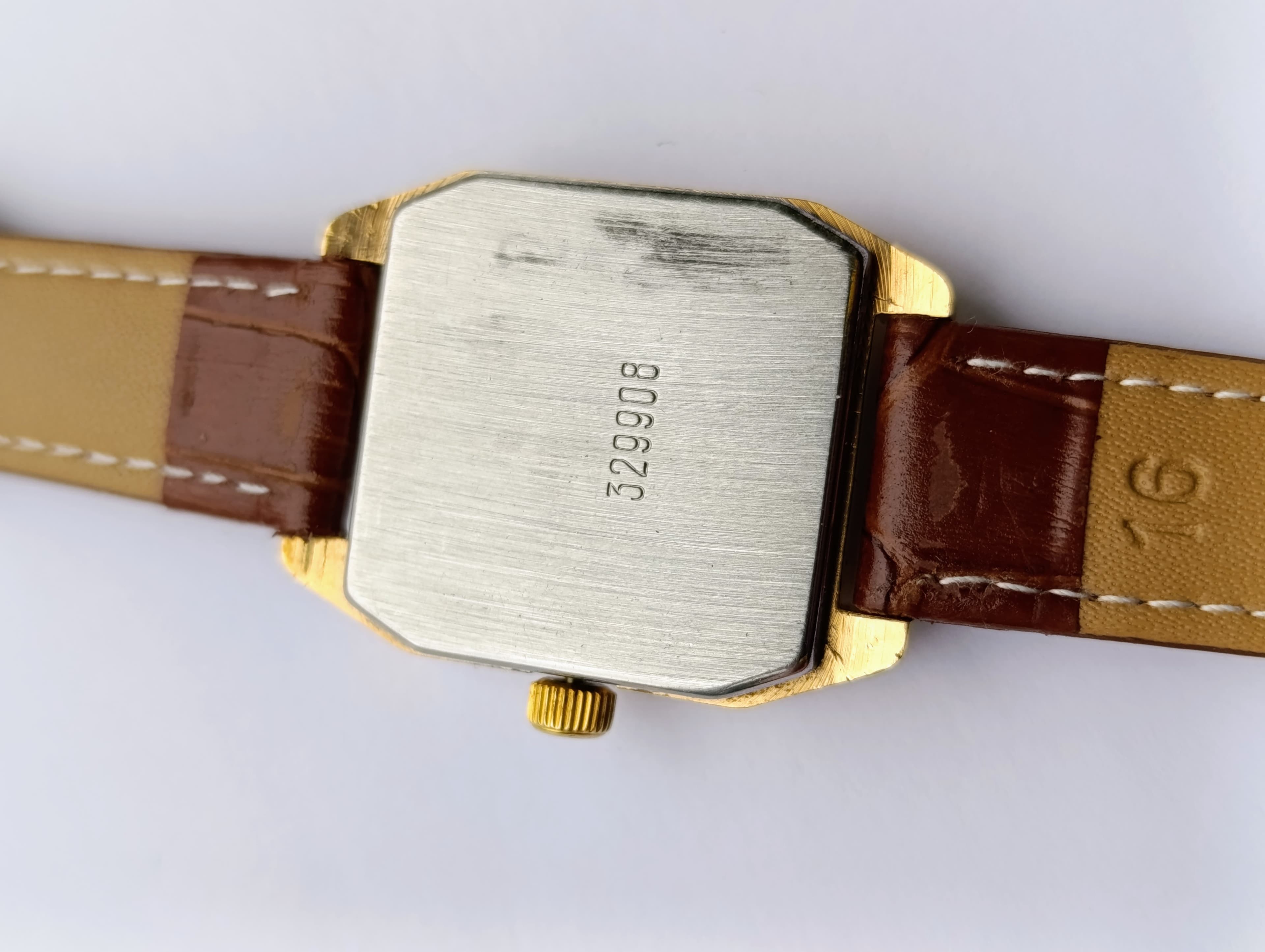 Luch 2209 23 Jewels Vintage Soviet Watch – Octagonal Gold-Plated Case – thumbnail 2