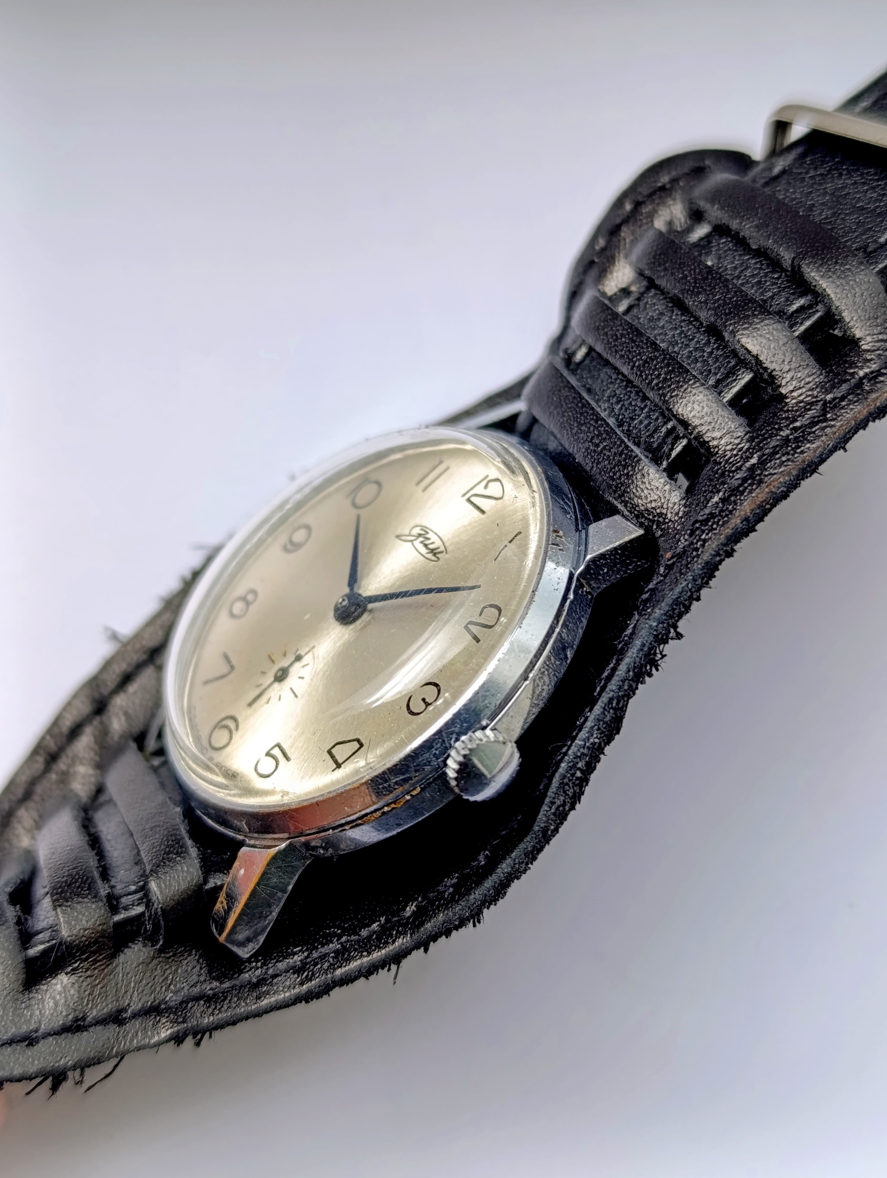 ZIM 2602 Soviet Watch 15 Jewels Maslennikov Watch Factory Made in USSR 1970s – thumbnail 5