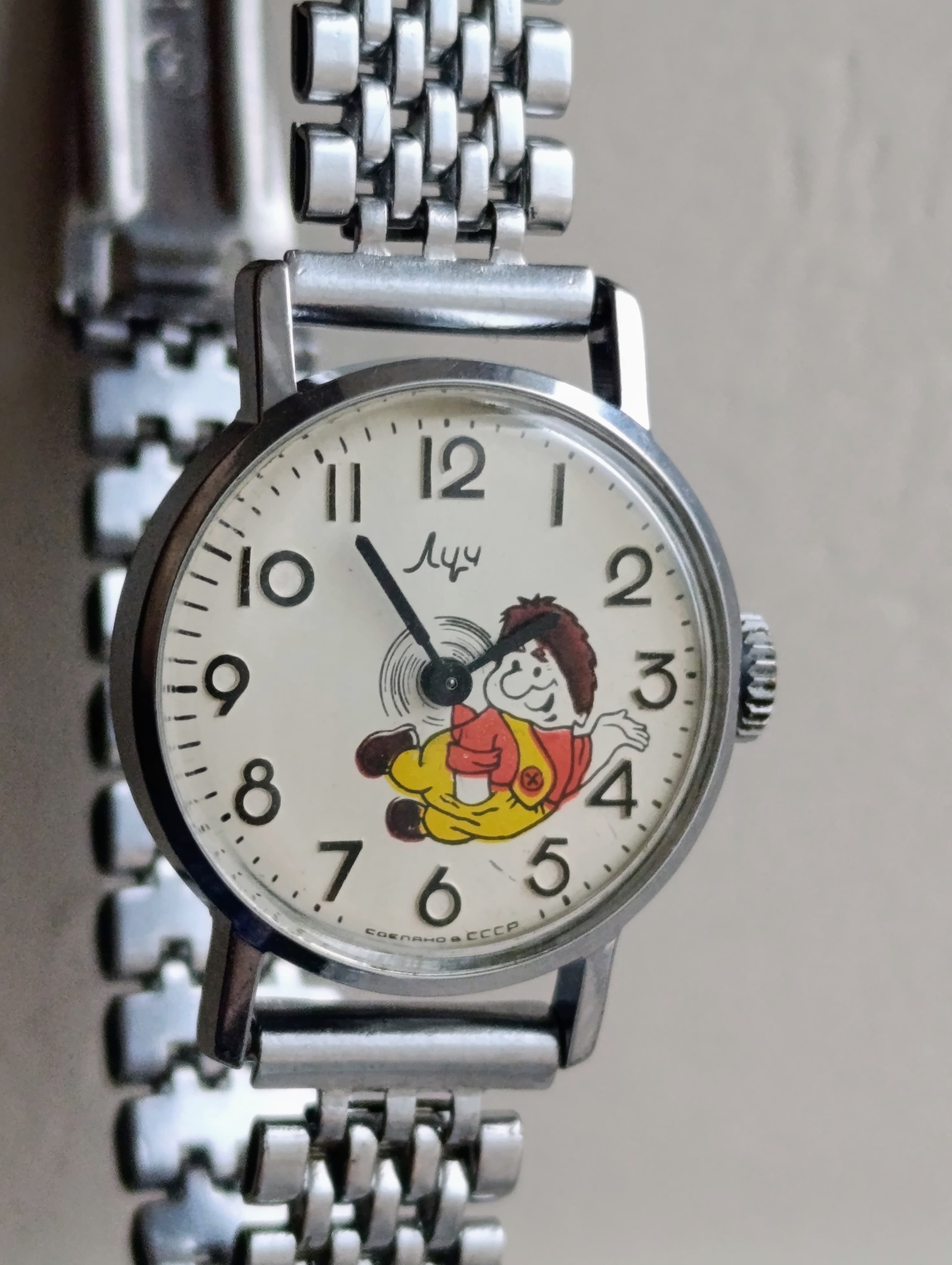 Soviet Watch Luch Children's Women's Wristwatch Caliber 1800 Made in USSR 1970s – thumbnail 1
