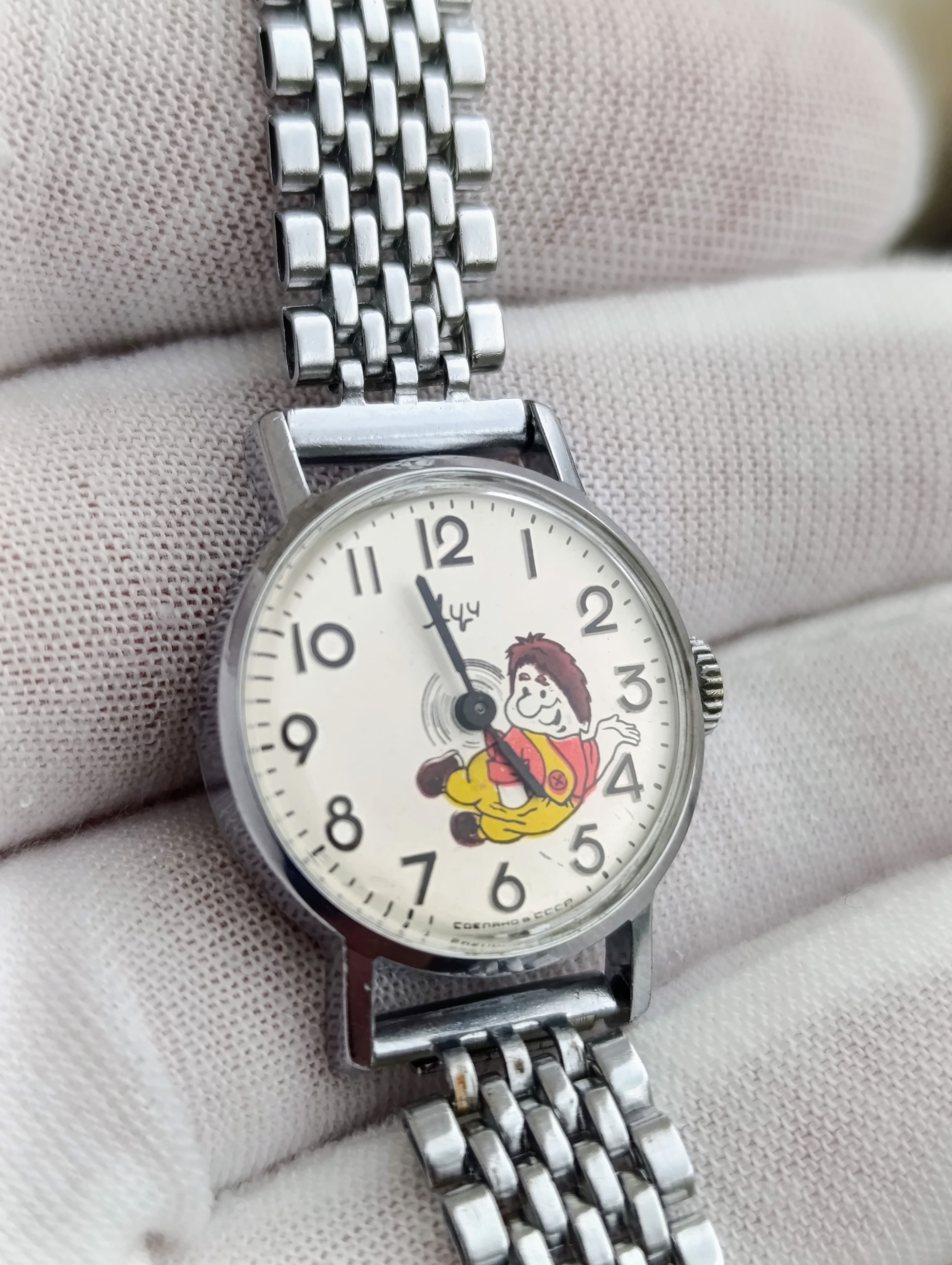Soviet Watch Luch Children's Women's Wristwatch Caliber 1800 Made in USSR 1970s – thumbnail 3