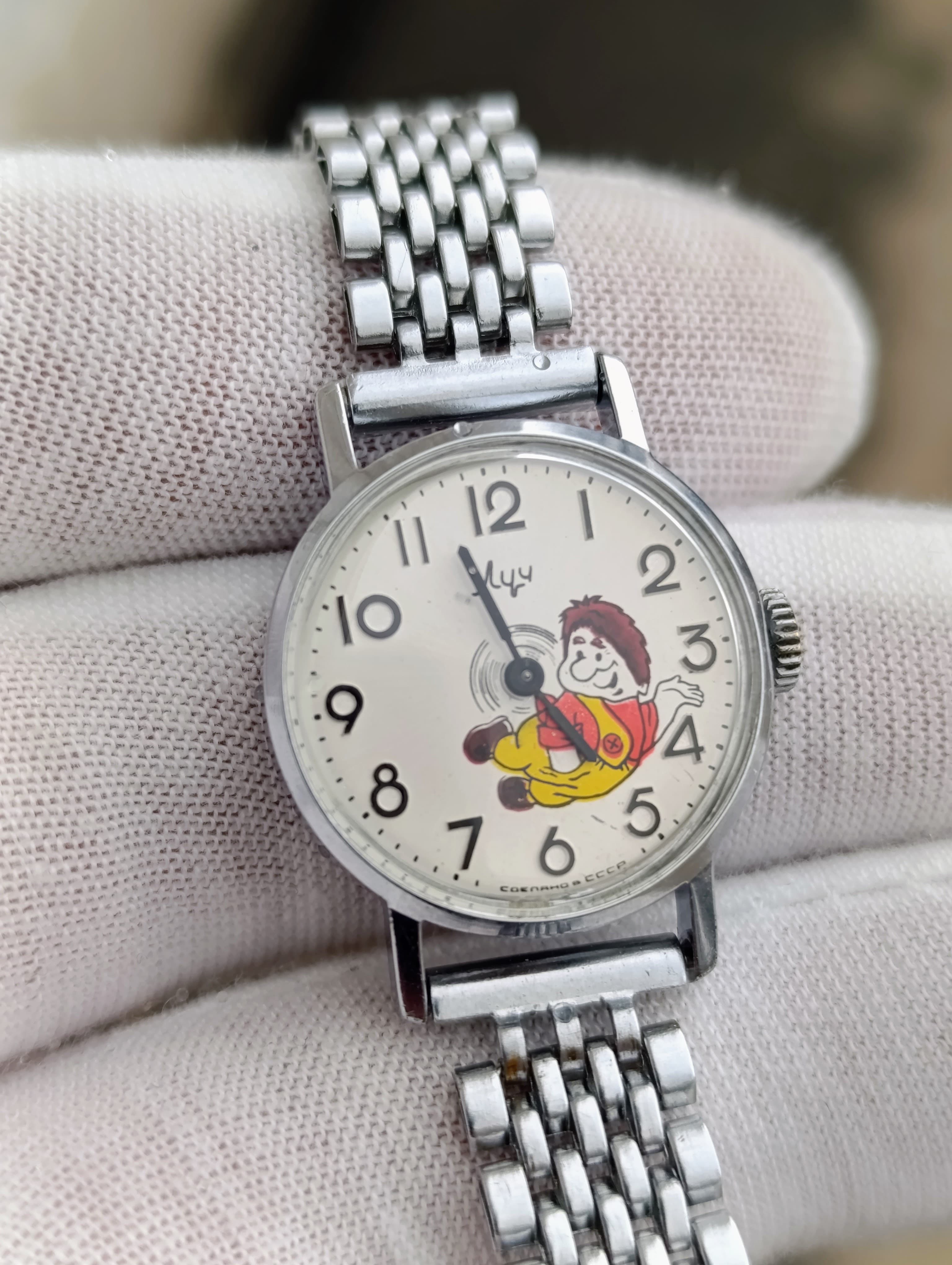 Soviet Watch Luch Children's Women's Wristwatch Caliber 1800 Made in USSR 1970s – thumbnail 2