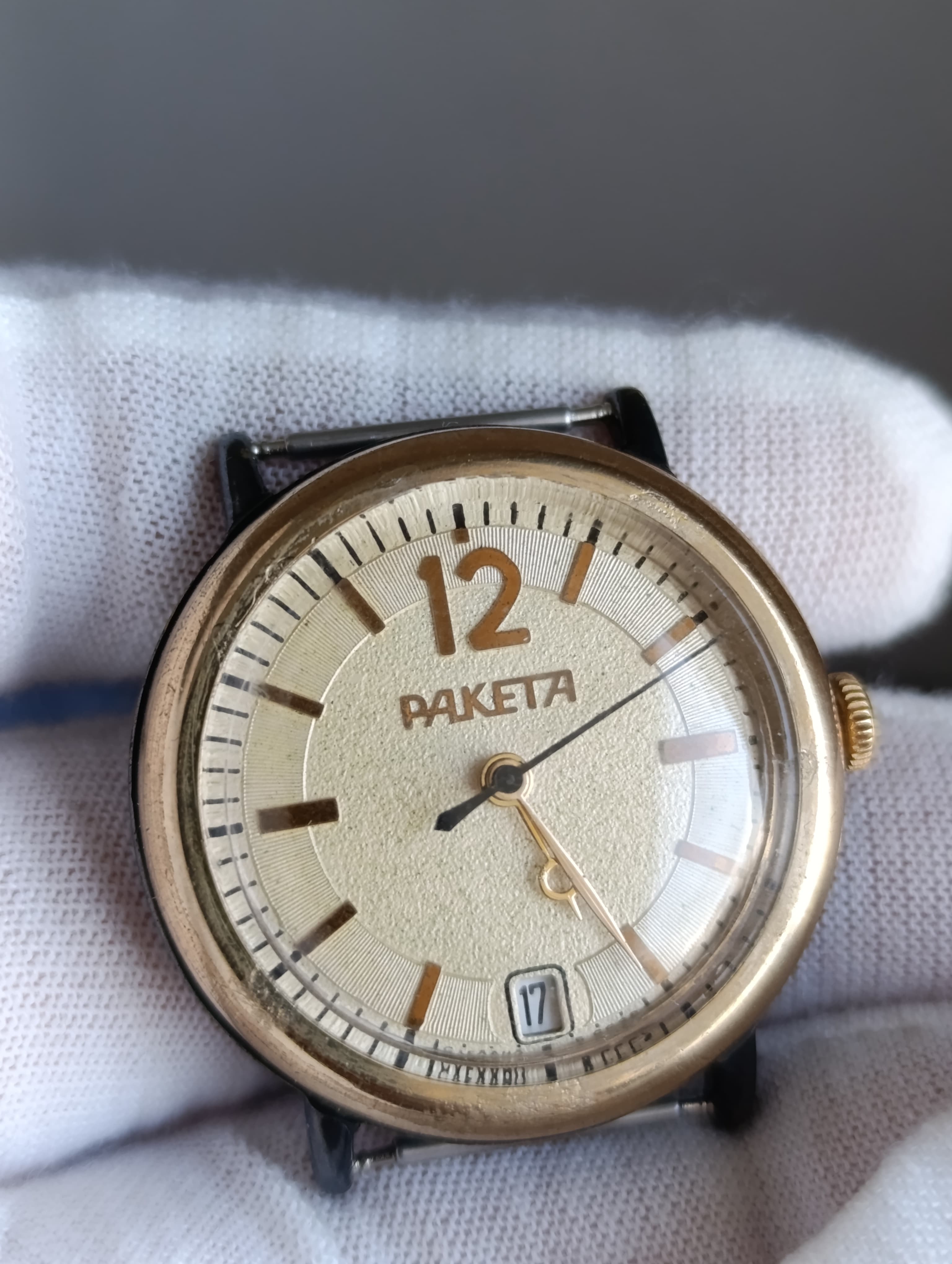Vintage Raketa  Watch Cal.: 2614.H 19 Jewels 1980s – Classic Soviet Timepiece – thumbnail 10