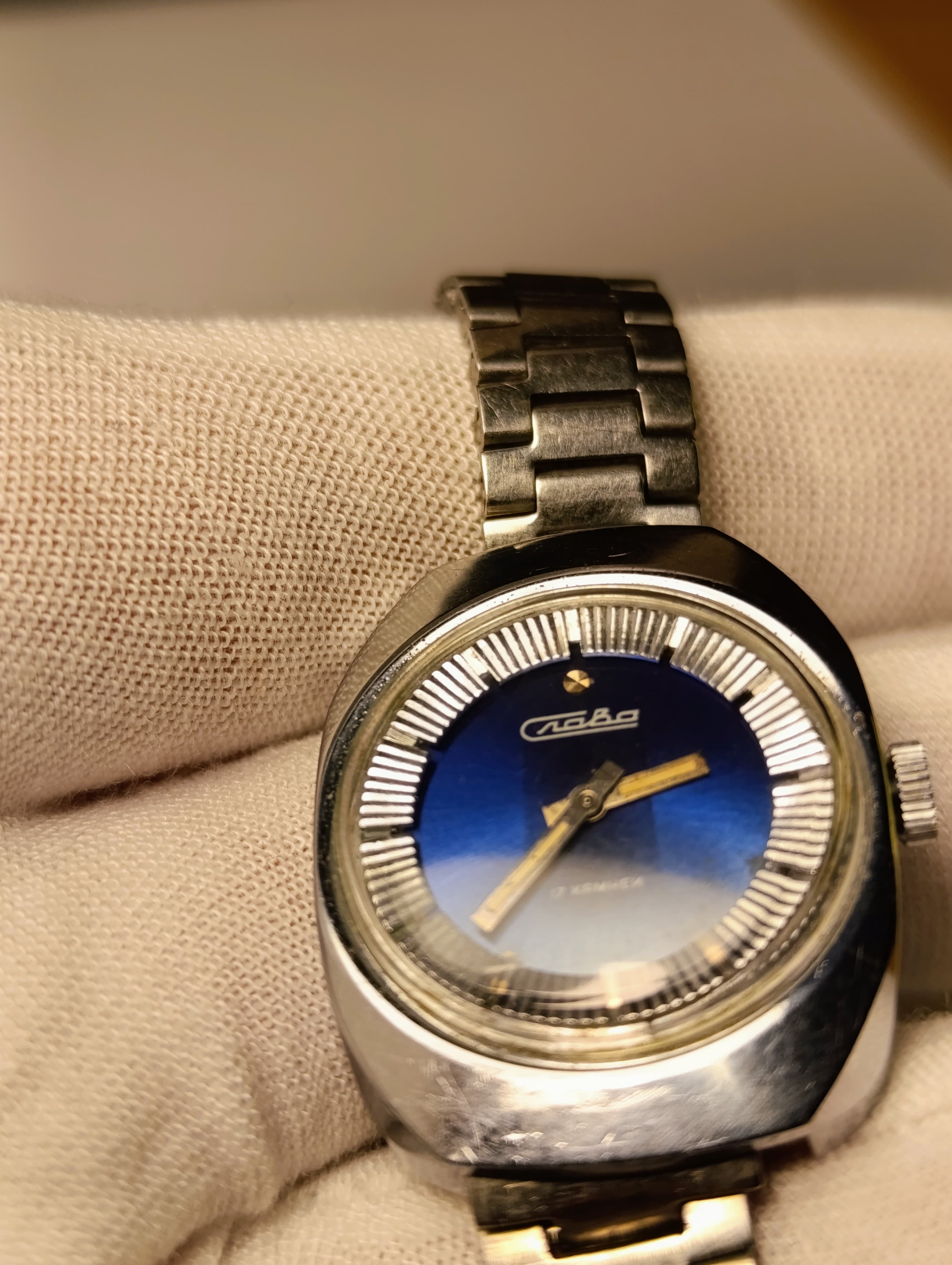 Soviet Vintage Watch Slava Rare Ladies Russian Wristwatch  Made in USSR 1980s – thumbnail 8