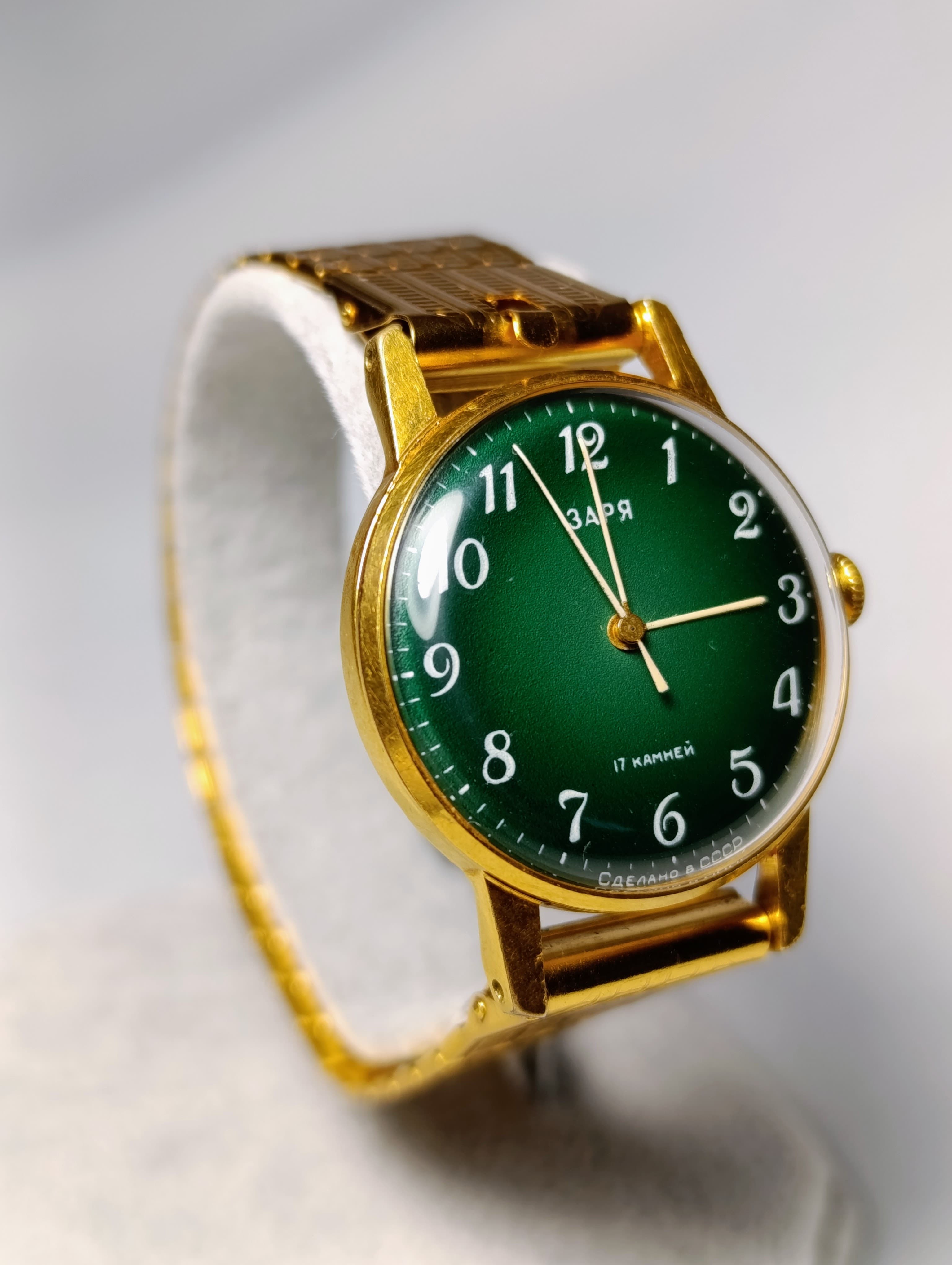 Soviet Watch Zarya Wrist Mechanical Gold Plated Watch New Bracelet Made in USSR 1975 – thumbnail 1