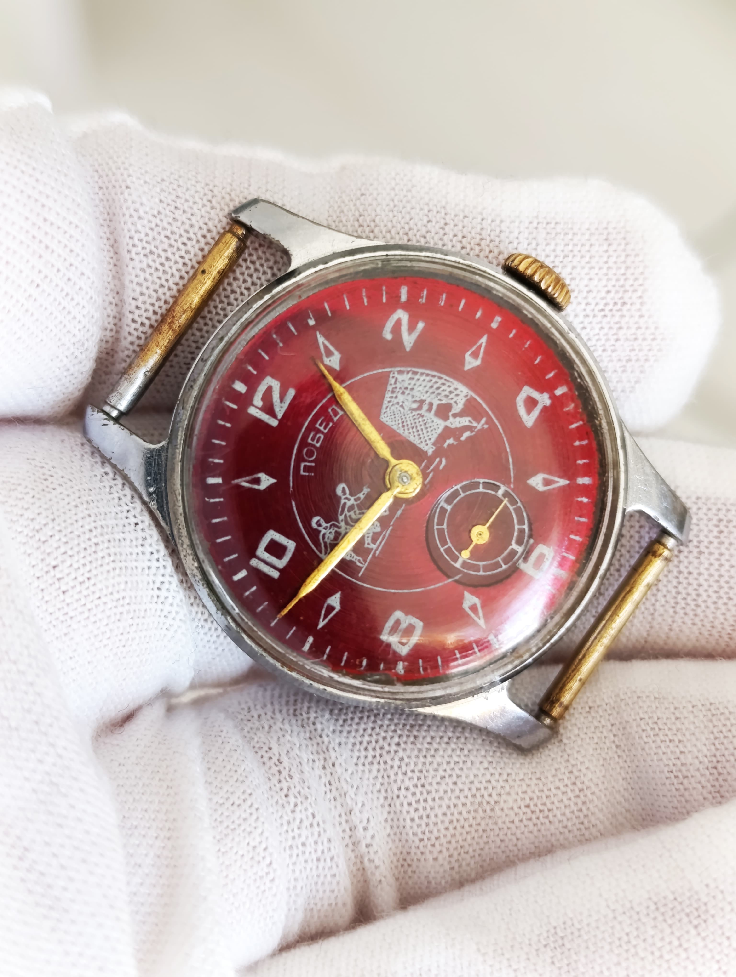 Soviet Watch Pobeda  Football-themed Dial Made in USSR 1953 – thumbnail 5