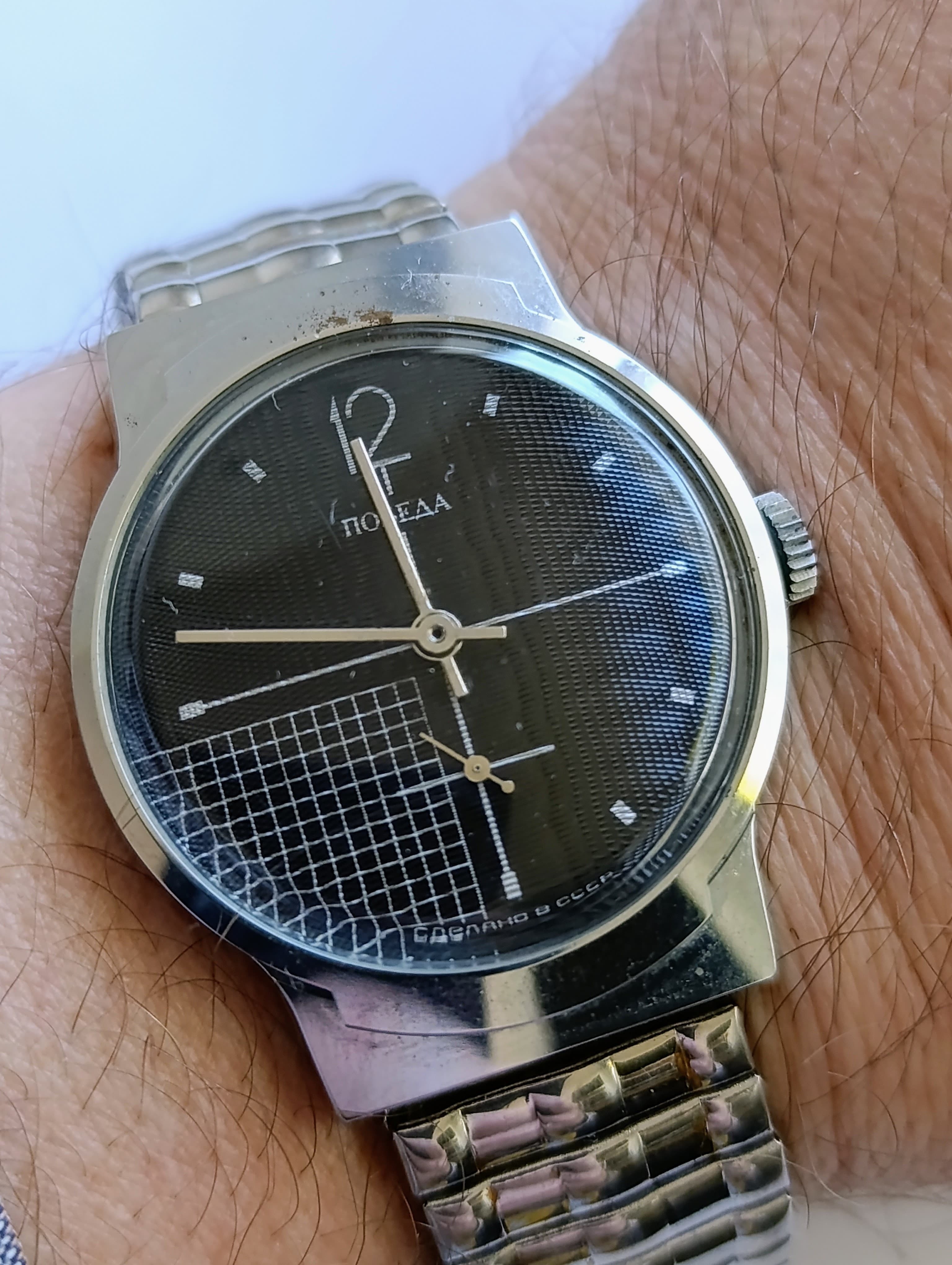 Soviet Mechanical Watch Pobeda 2602 15 Jewels Movement Made in USSR Classic 1980s Style – thumbnail 10
