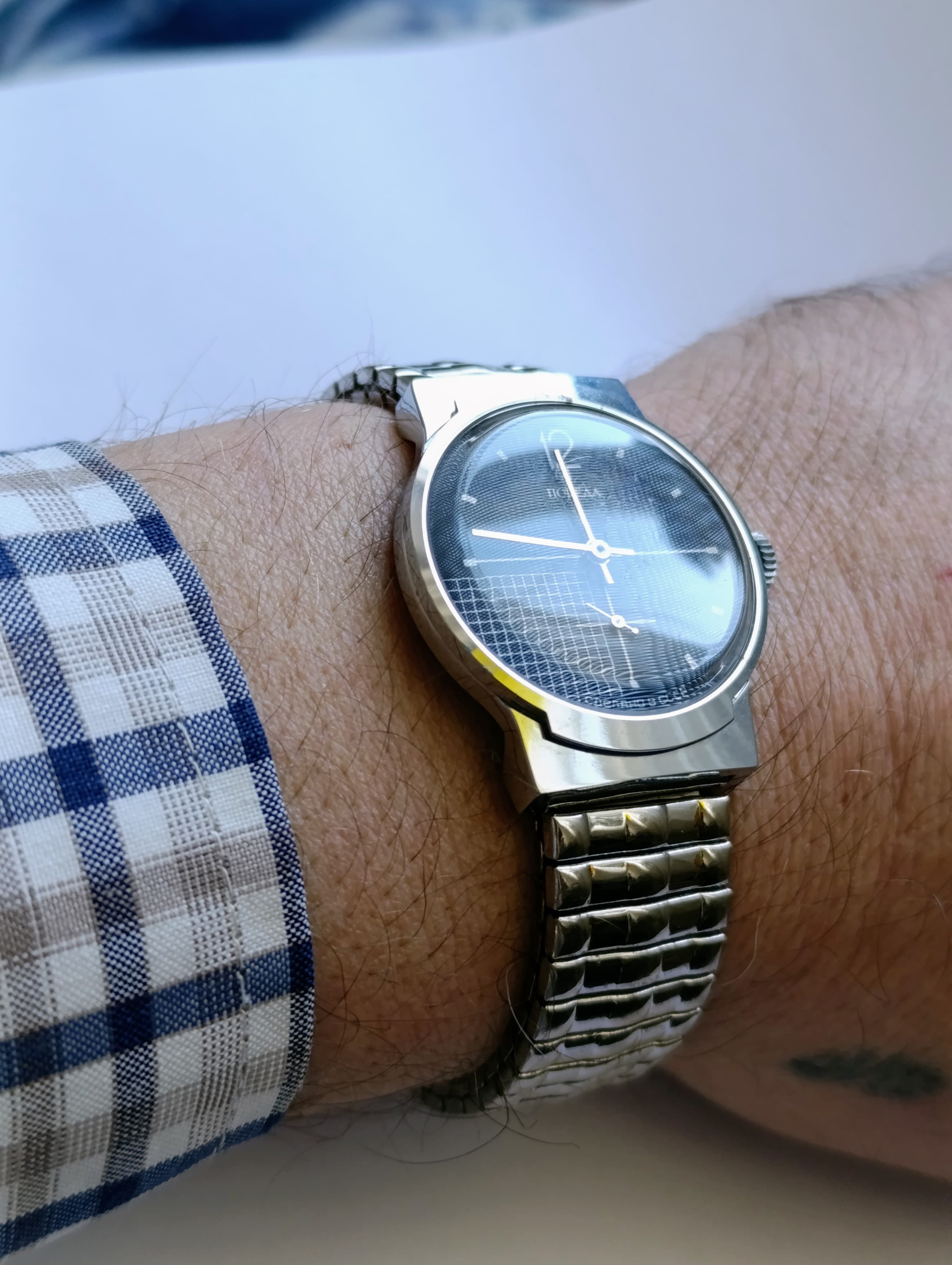 Soviet Mechanical Watch Pobeda 2602 15 Jewels Movement Made in USSR Classic 1980s Style – thumbnail 8