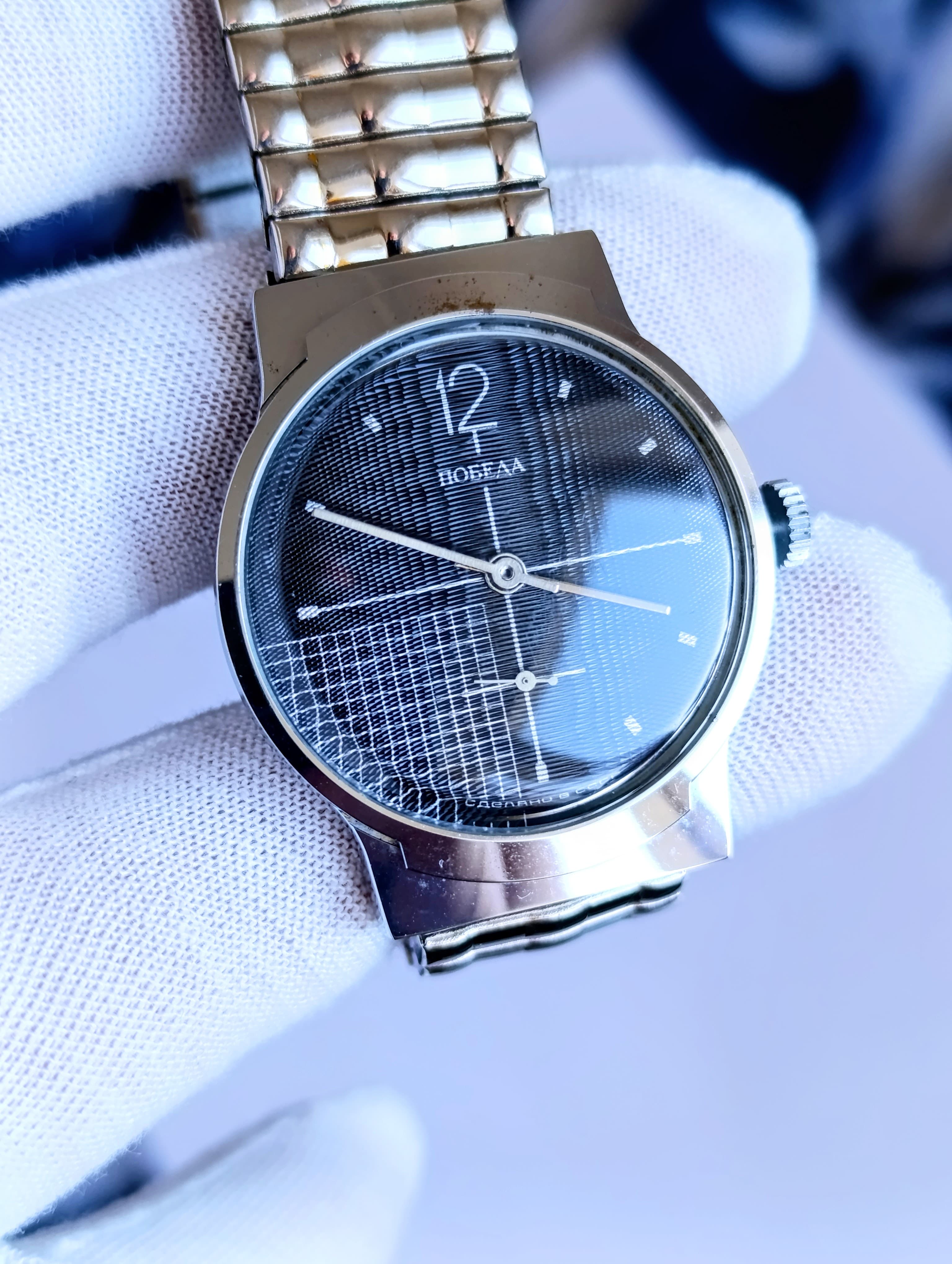 Soviet Mechanical Watch Pobeda 2602 15 Jewels Movement Made in USSR Classic 1980s Style – thumbnail 6