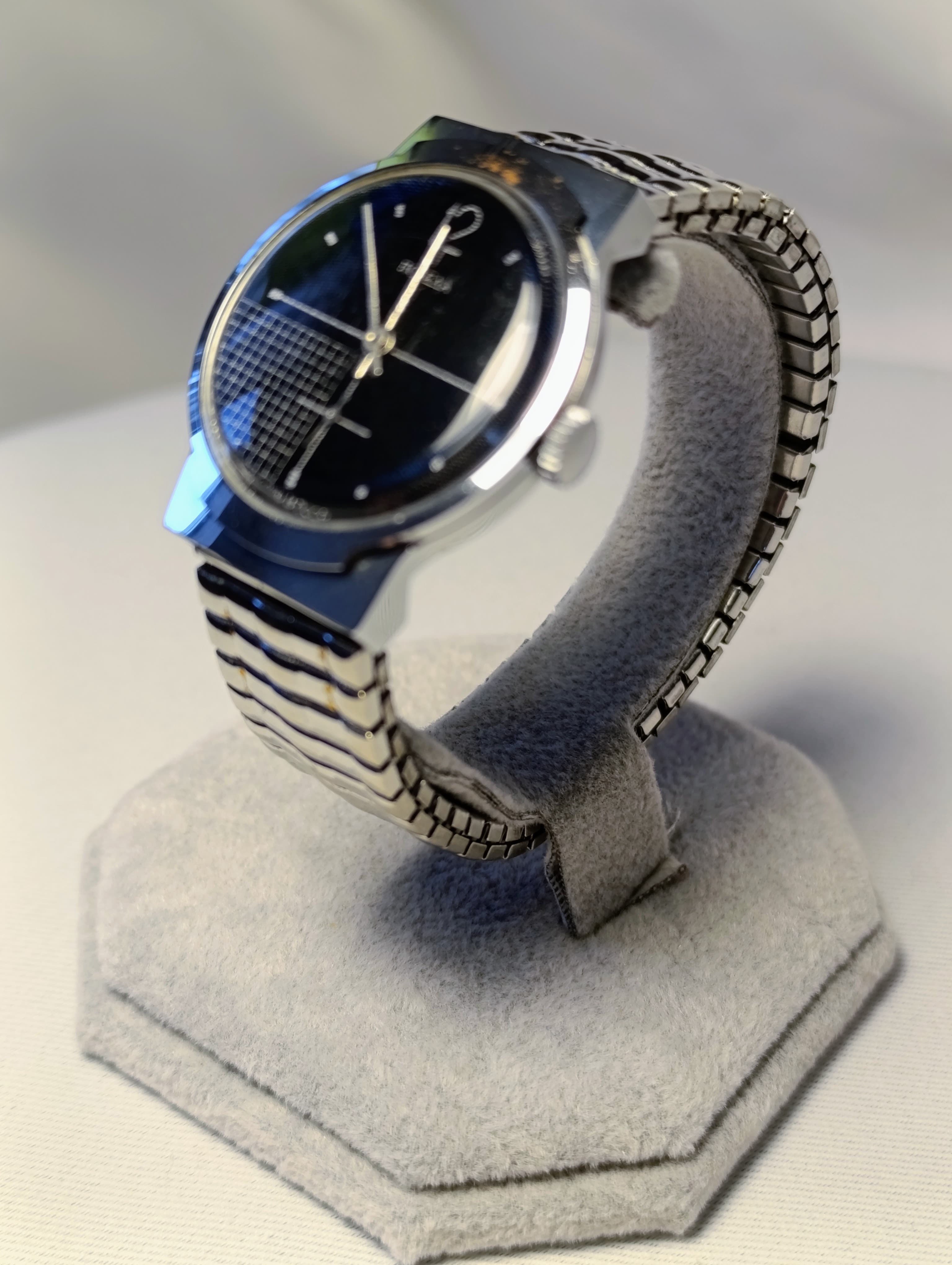 Soviet Mechanical Watch Pobeda 2602 15 Jewels Movement Made in USSR Classic 1980s Style – thumbnail 13
