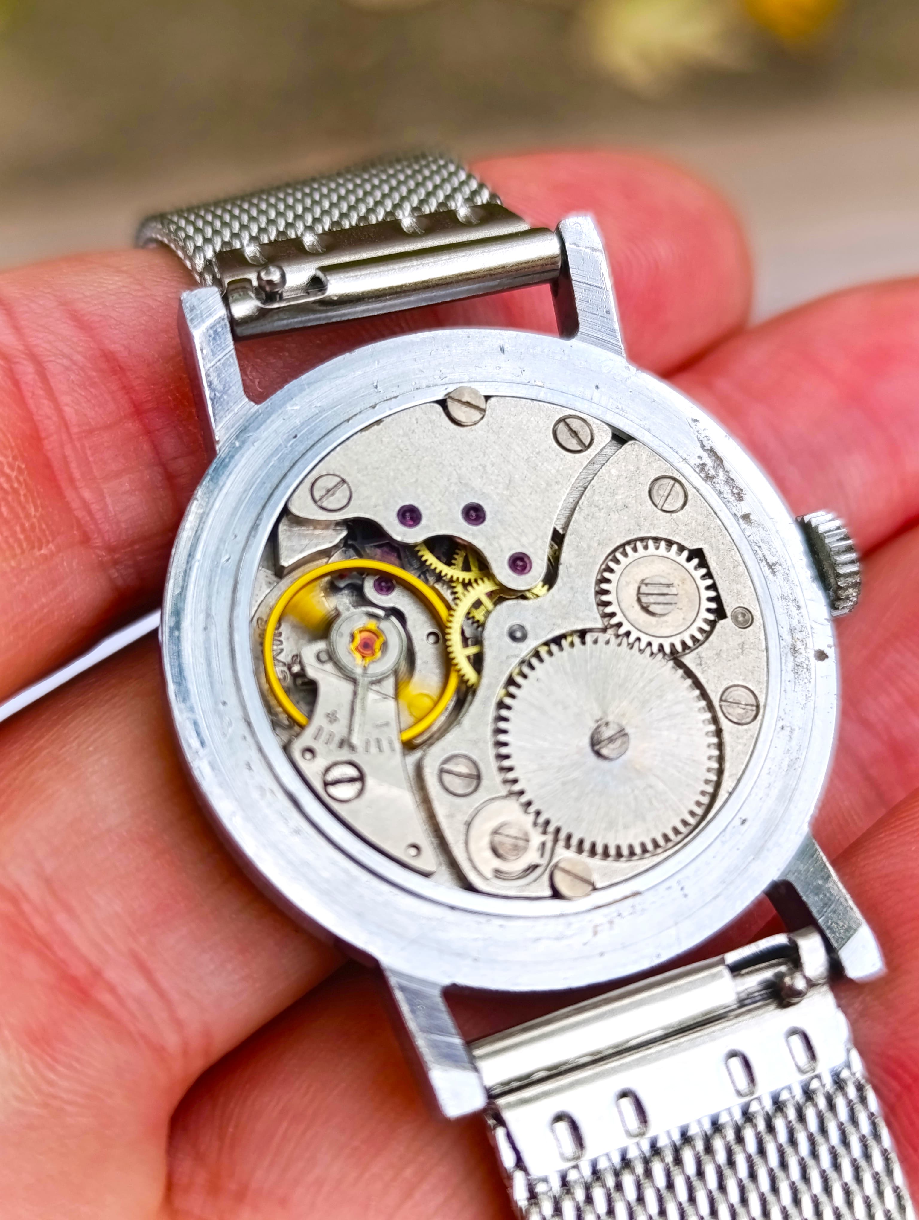 Soviet Vintage Watch Pobeda Caliber 2602 15 Jewels Made in USSR 1990s – thumbnail 9
