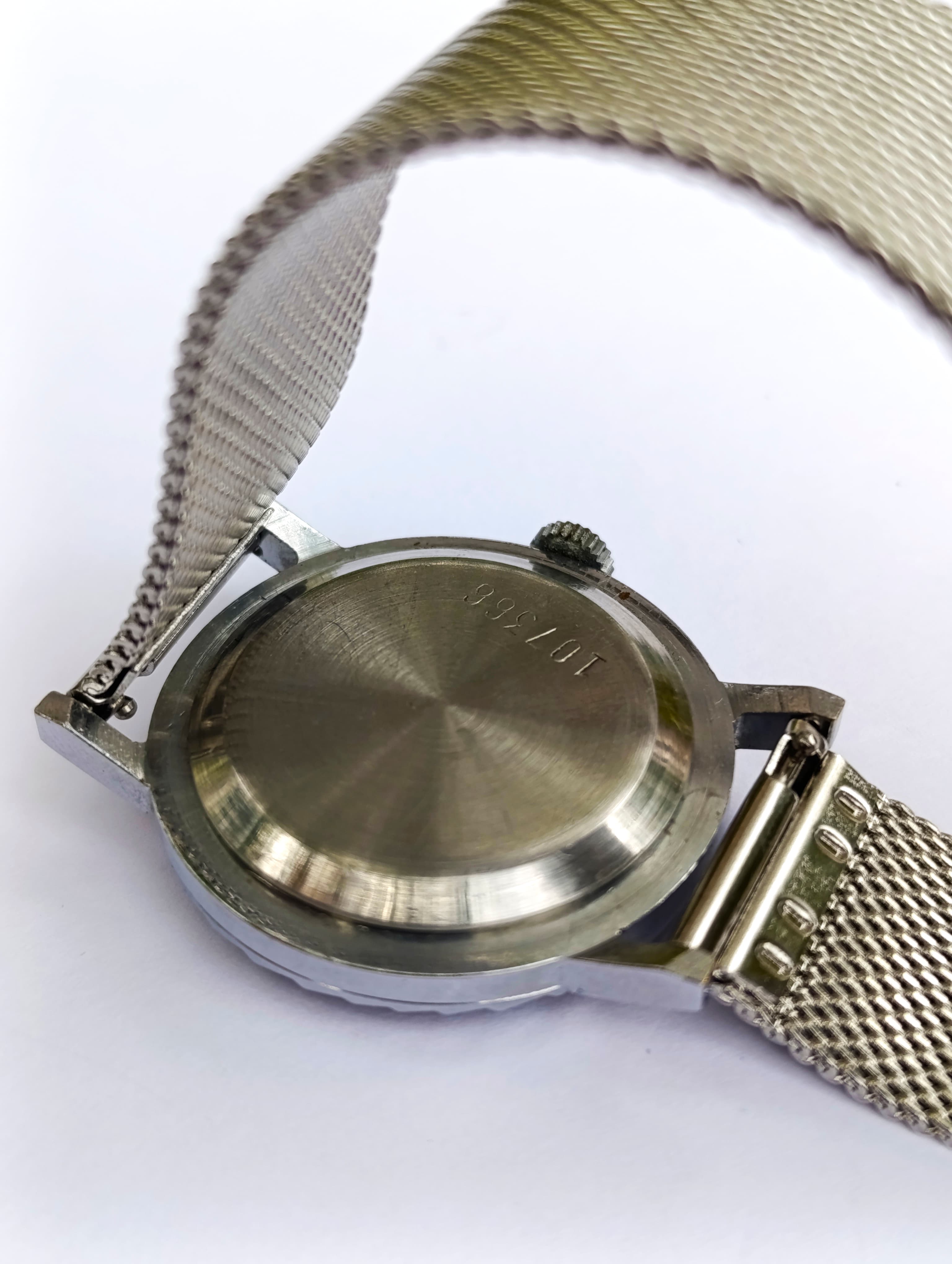 Soviet Vintage Watch Pobeda Caliber 2602 15 Jewels Made in USSR 1990s – thumbnail 8