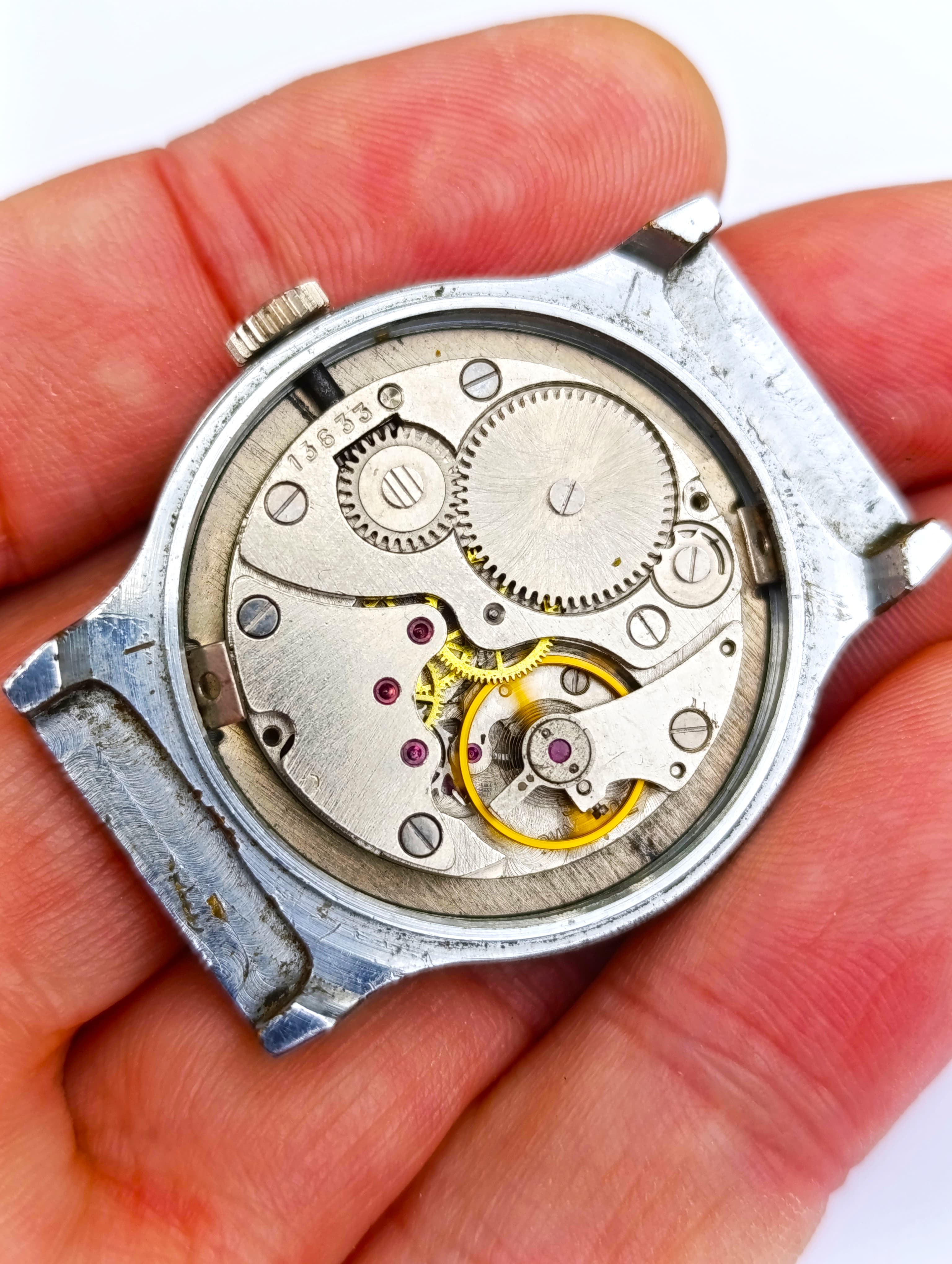 Soviet Vintage Wristwatch ZIM 2602 Interesting Futuristic Design from the 80s Caliber 2602 – thumbnail 10