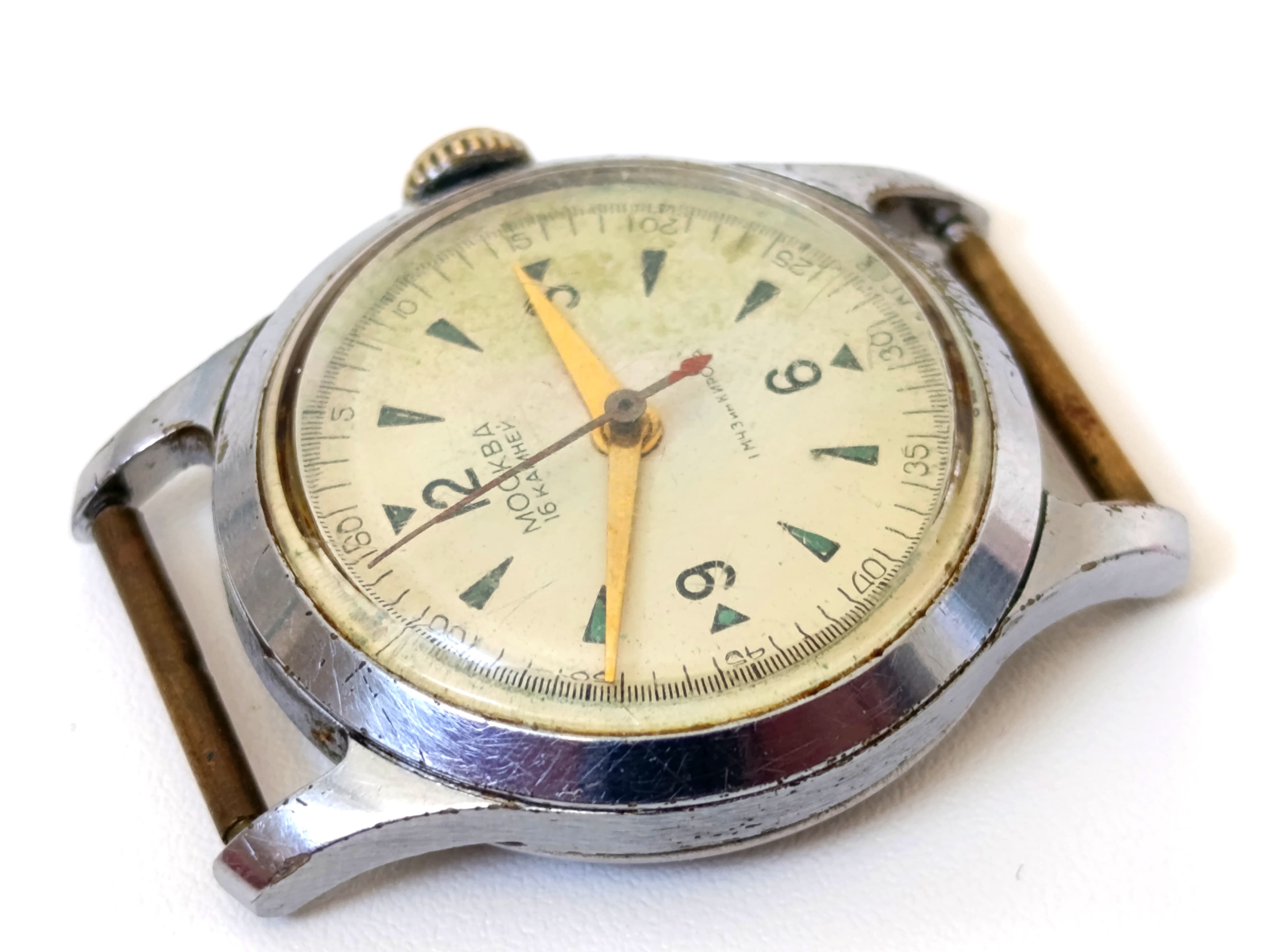 Vintage 1957 Moskva Watch by 1st Moscow Watch Factory (Kirov) – thumbnail 2