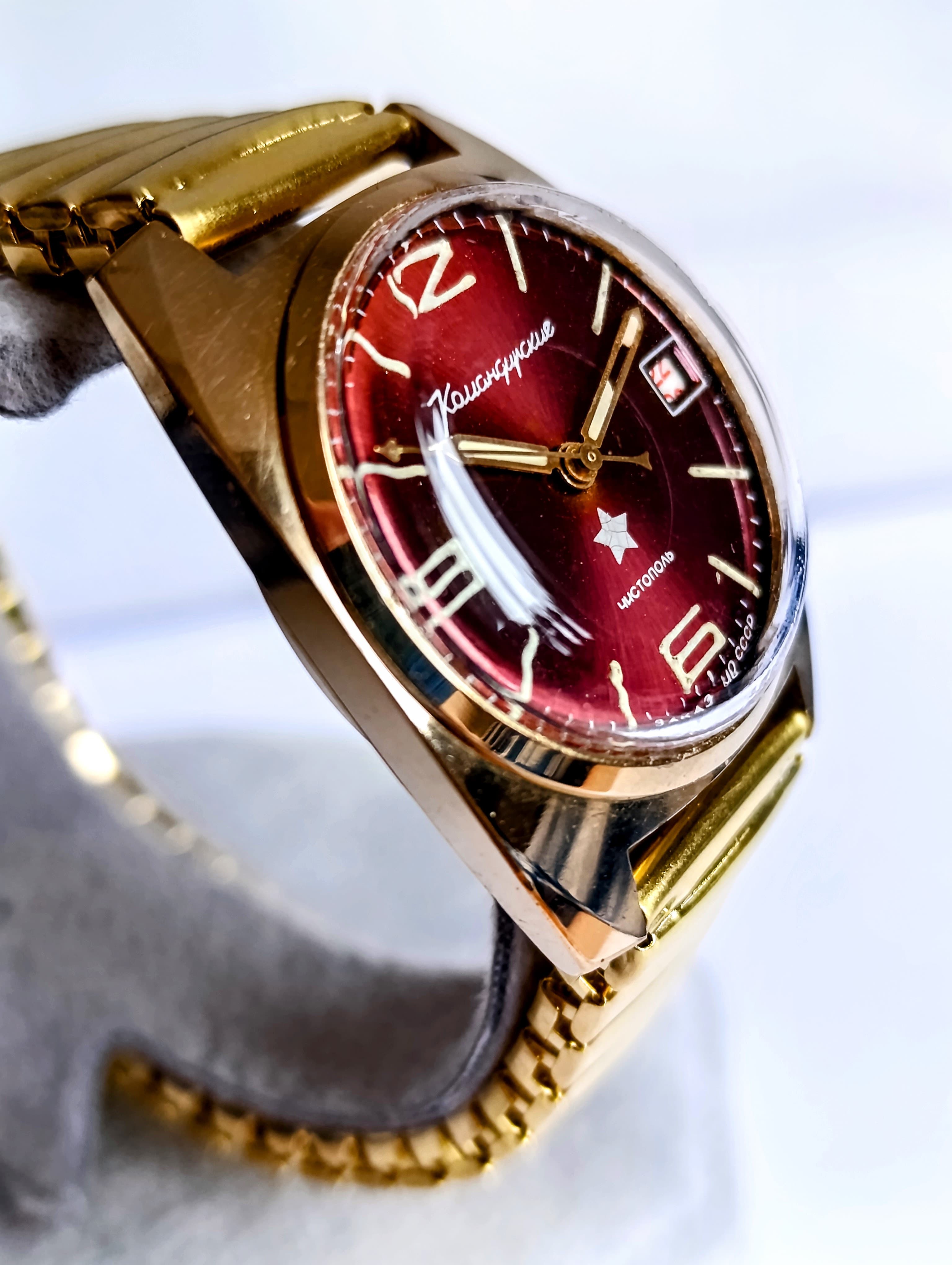 Vostok Komandirskie Original Soviet Watch Cal.:2234 18 Jewels Hack Function Made in USSR 1970s – thumbnail 2