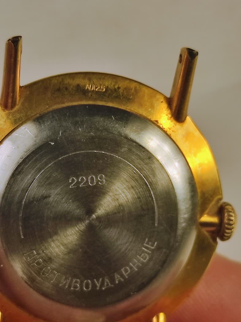 Vostok 2209 Soviet Vintage Watch AU 12.5 Made in the USSR 70s – thumbnail 9