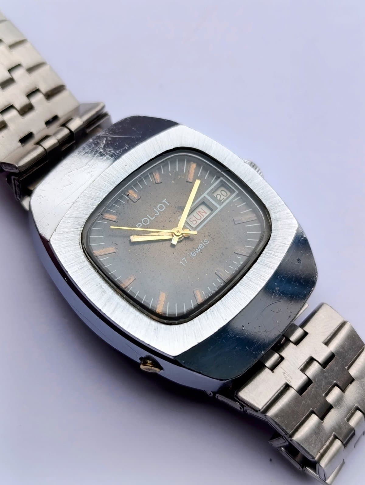 Rare Poljot 2628.H Vintage Cushion Case Watch USSR – thumbnail 1