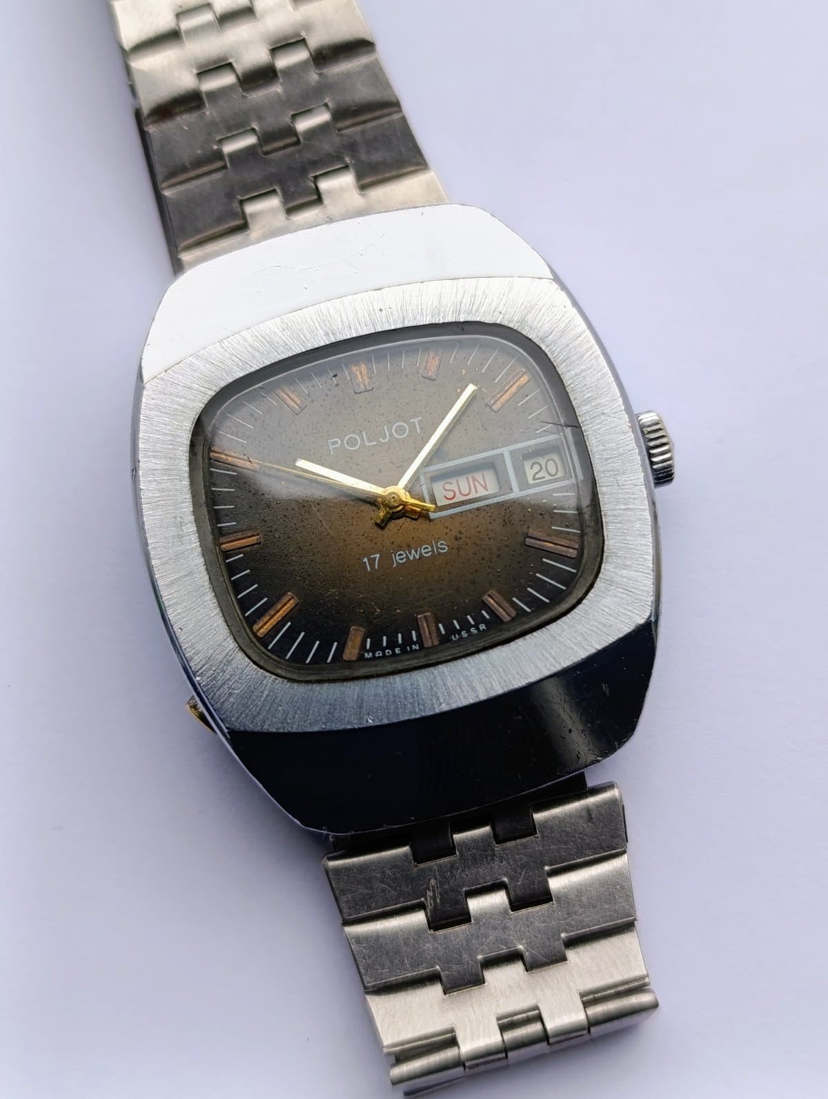 Rare Poljot 2628.H Vintage Cushion Case Watch USSR – thumbnail 4