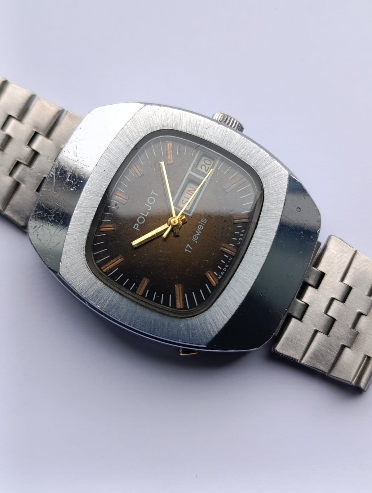 Rare Poljot 2628.H Vintage Cushion Case Watch USSR – thumbnail 3