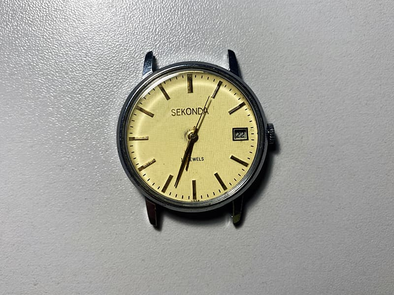 Seconda Wristwatch 17 Jewels Soviet Rare Mechanical Watch USSR Timepiece Russian Men's Watch – thumbnail 1