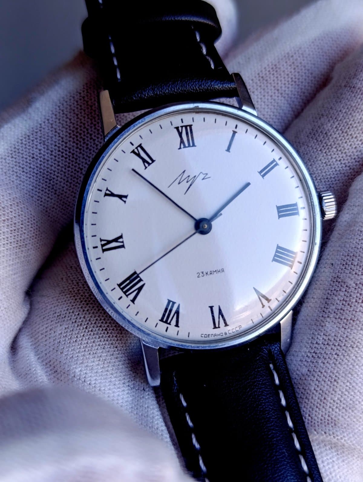 Vintage Luch Soviet Watch Cal. 2209 23 Jewels Ultra Thin Mechanical USSR 1980s – thumbnail 9