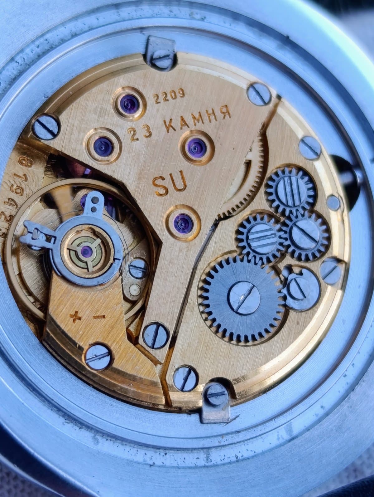 Vintage Luch Soviet Watch Cal. 2209 23 Jewels Ultra Thin Mechanical USSR 1980s – thumbnail 11