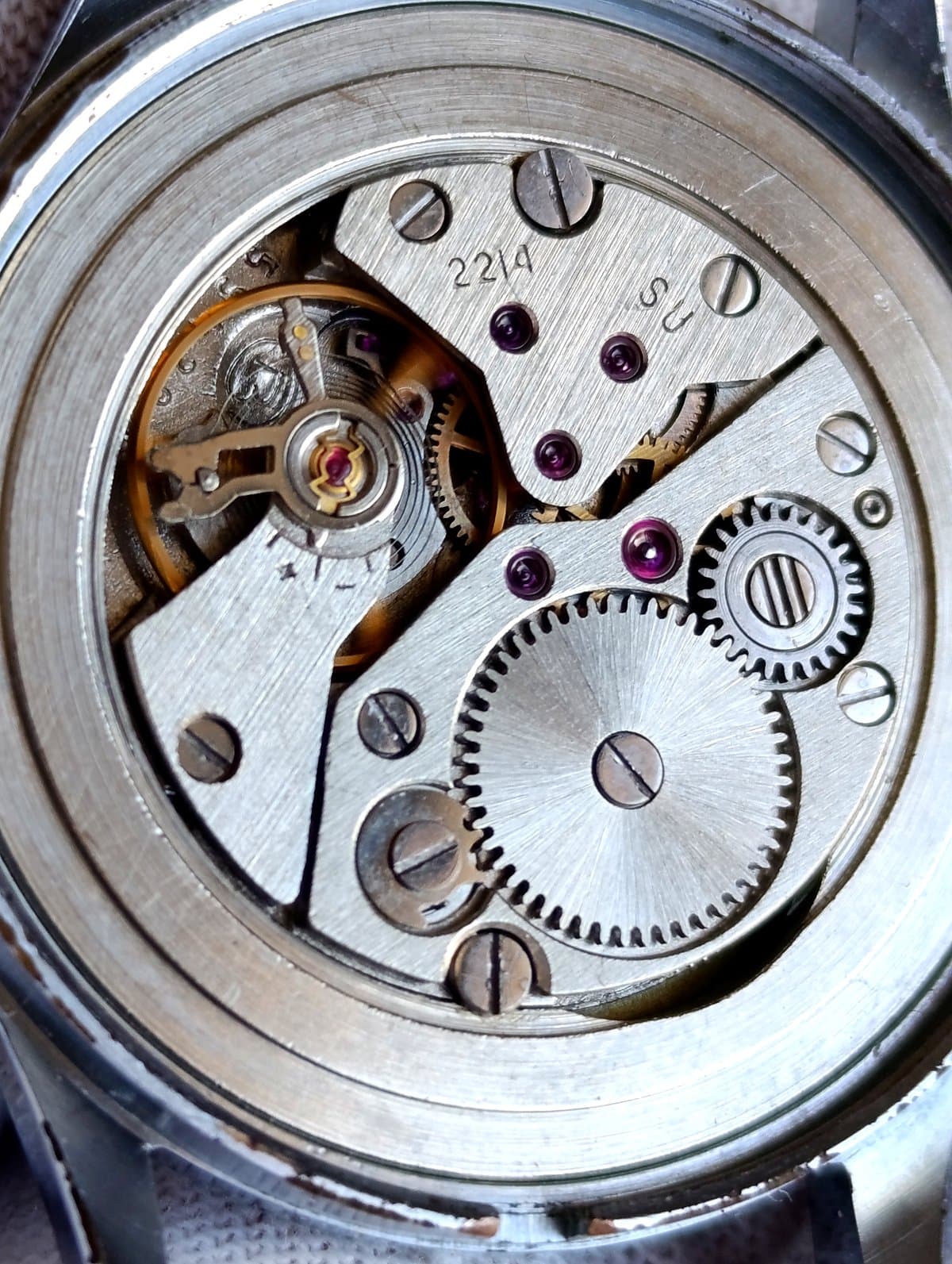 Vintage Vostok USSR Watch Cal 2214 Hand-Wound Brown Gradient Dial – thumbnail 2