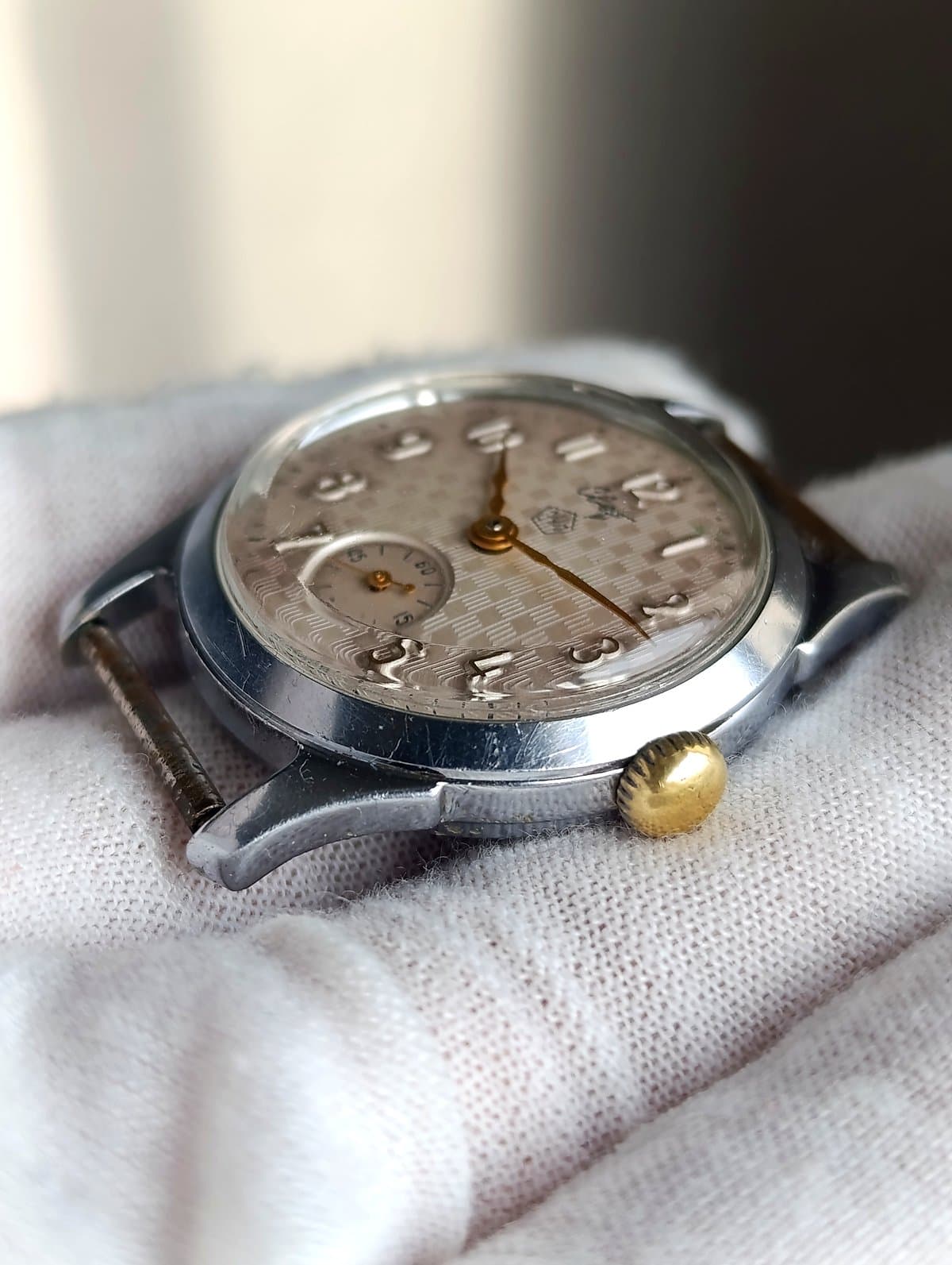 Vintage Soviet Watch Svet Cal. 2603 16 Jewels Cream Dial USSR Serviced 2026 – thumbnail 9