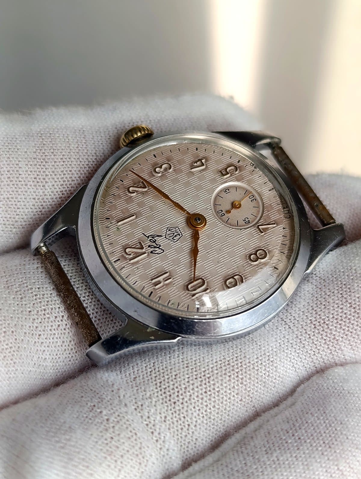 Vintage Soviet Watch Svet Cal. 2603 16 Jewels Cream Dial USSR Serviced 2026 – thumbnail 4