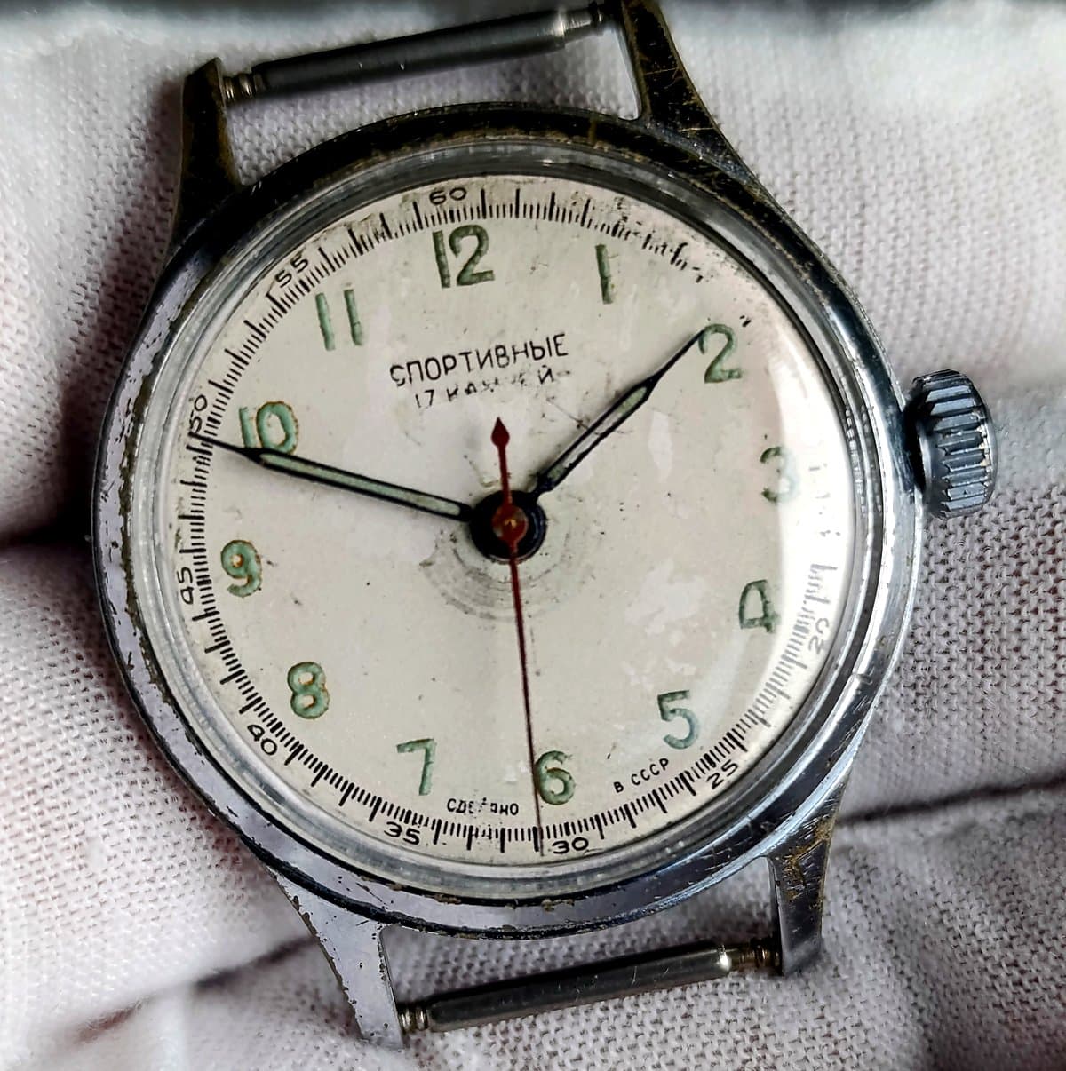 Vintage Sportivnie USSR Watch 1950s, 1MCHZ Caliber 2634 17 Jewels  – thumbnail 1