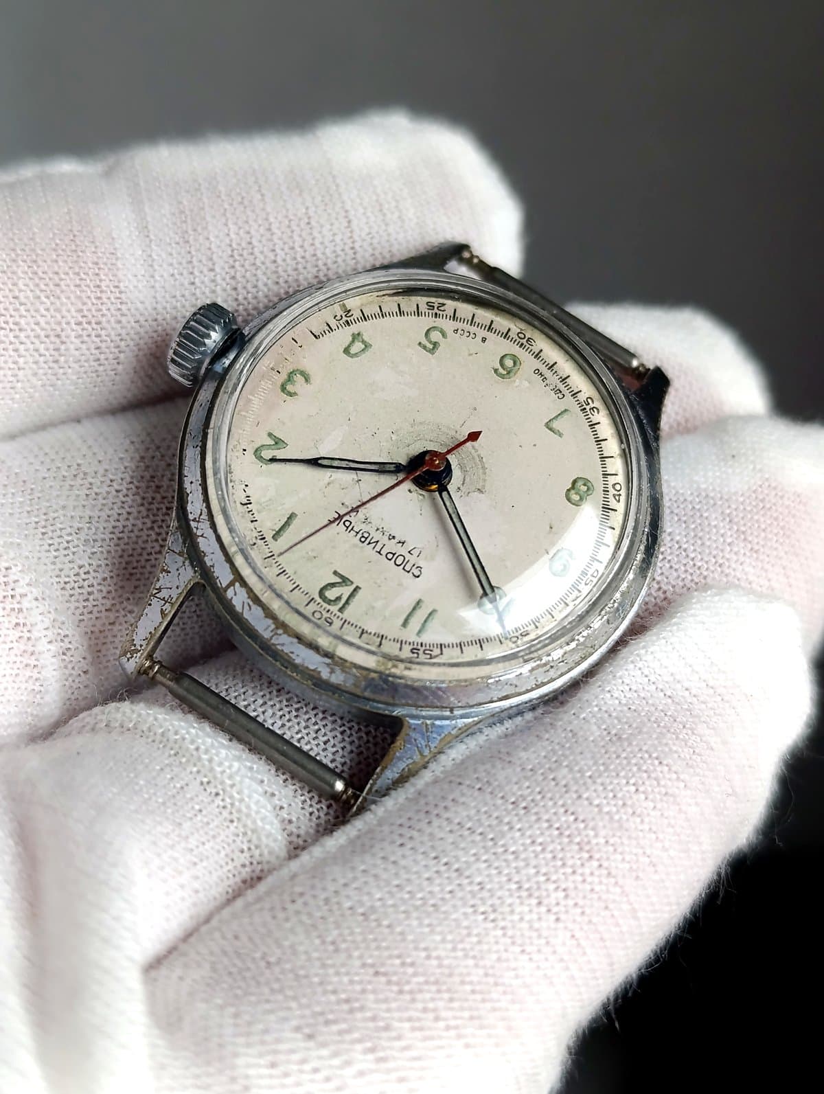 Vintage Sportivnie USSR Watch 1950s, 1MCHZ Caliber 2634 17 Jewels  – thumbnail 10