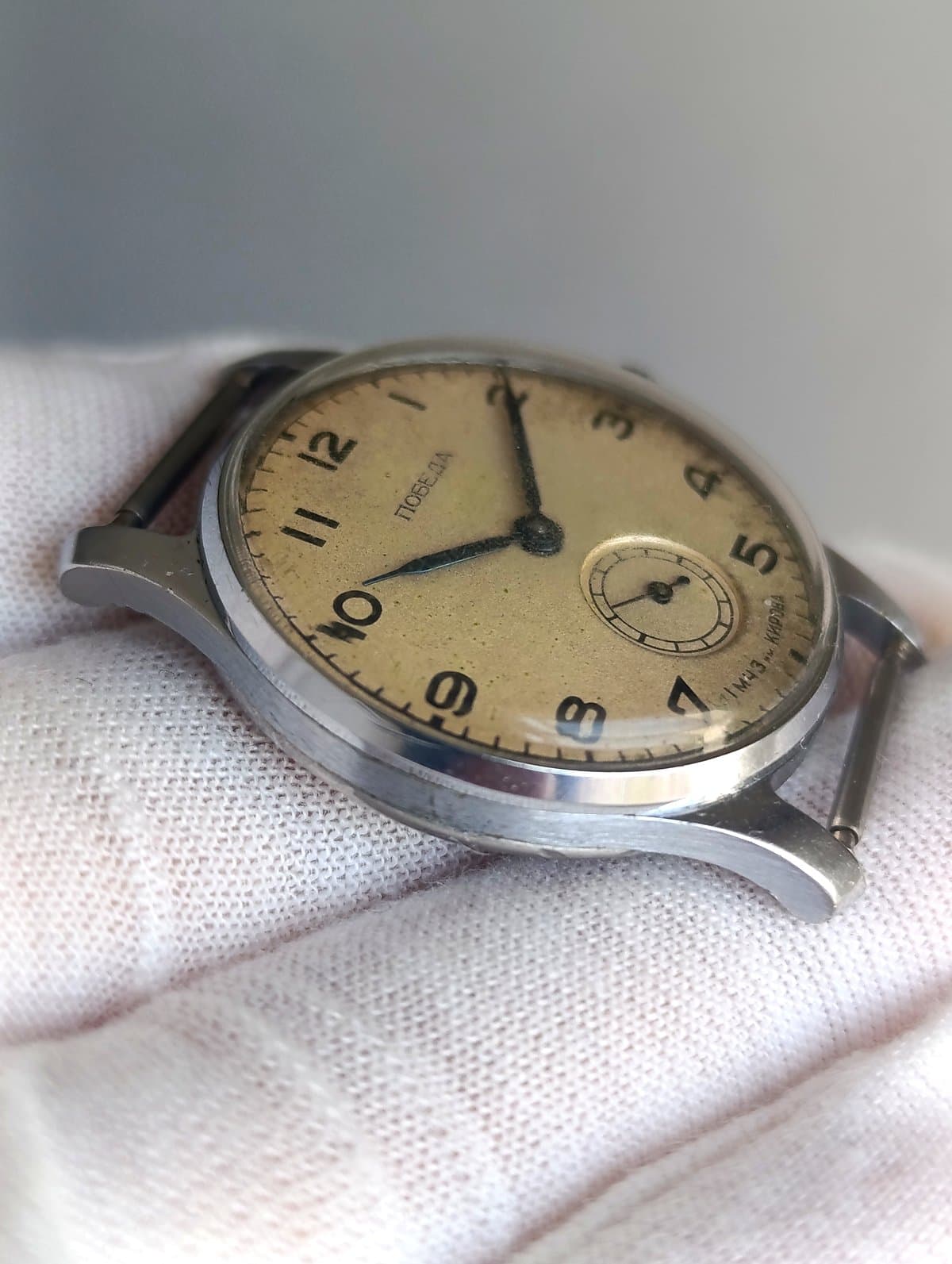 Vintage Pobeda Watch Cal 2602 Model ЧН-802К 15 Jewels First Moscow Watch Factory – thumbnail 5