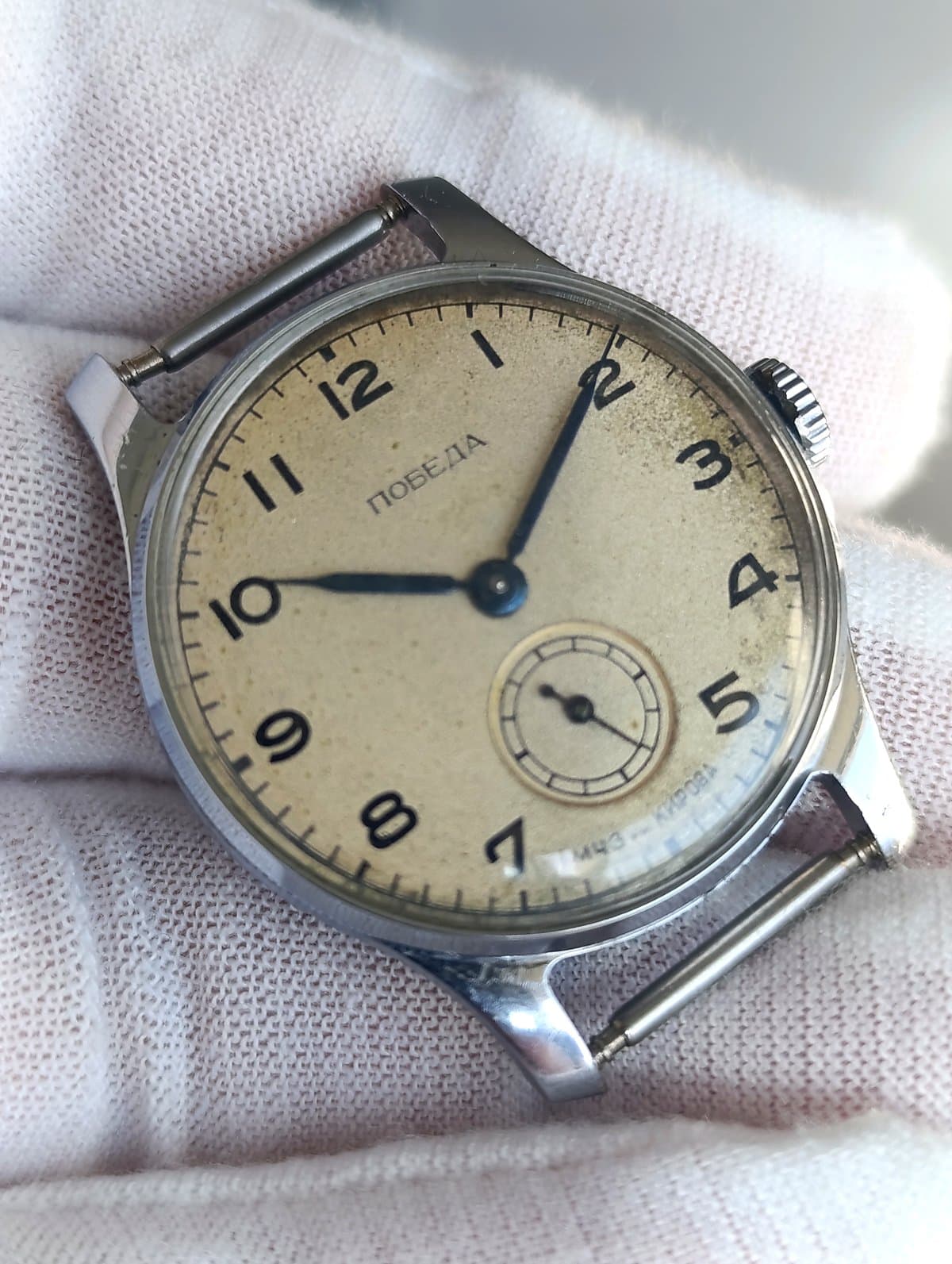 Vintage Pobeda Watch Cal 2602 Model ЧН-802К 15 Jewels First Moscow Watch Factory – thumbnail 3