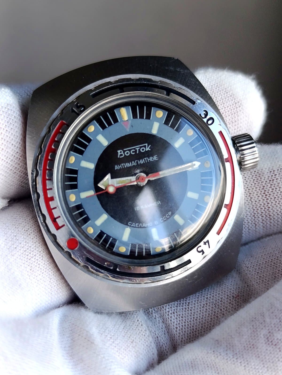 Vostok Amphibia USSR 2209 Mechanical Diver Watch Rare Blue Sector Dial Engraved – thumbnail 5