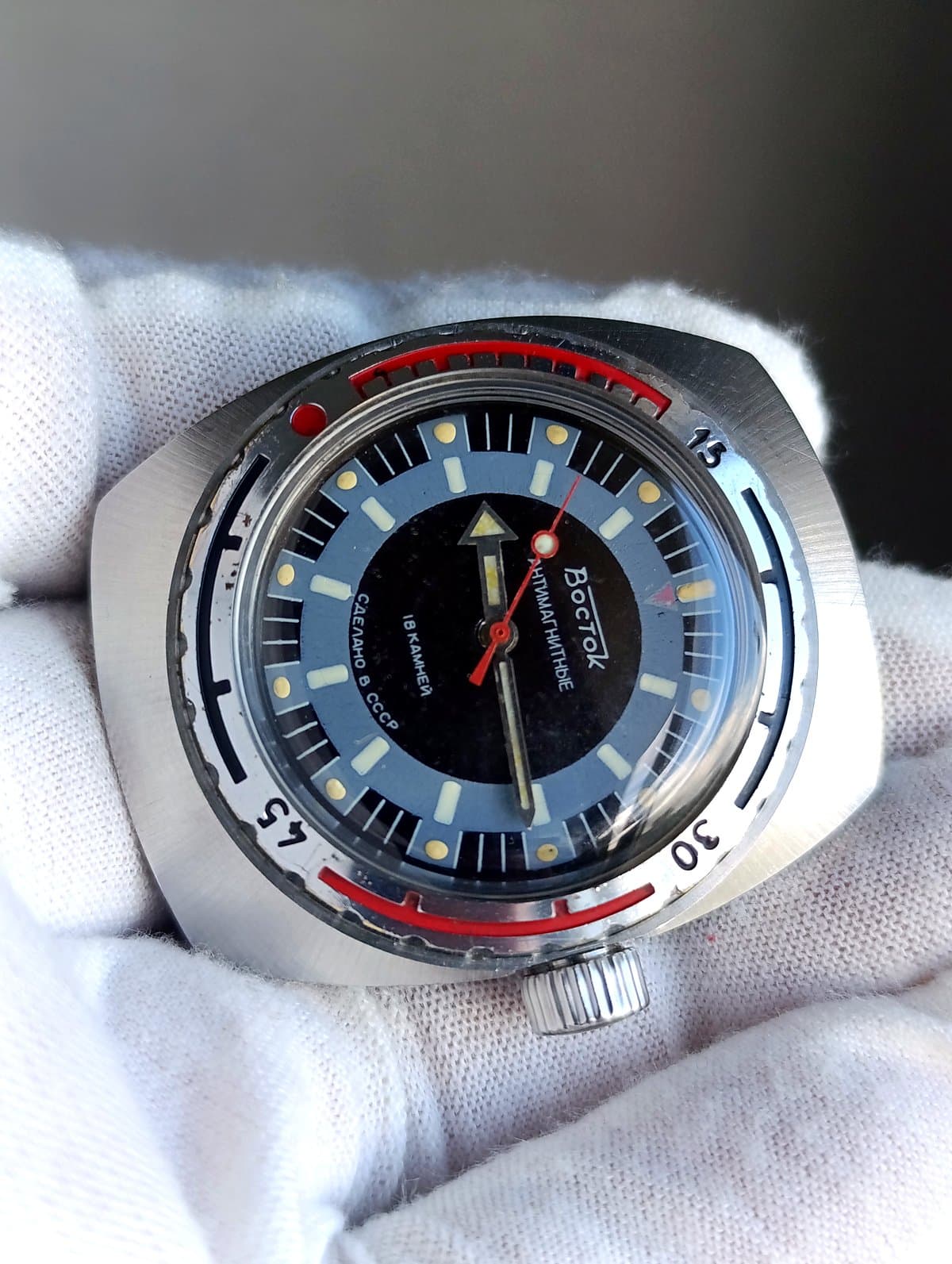 Vostok Amphibia USSR 2209 Mechanical Diver Watch Rare Blue Sector Dial Engraved – thumbnail 10