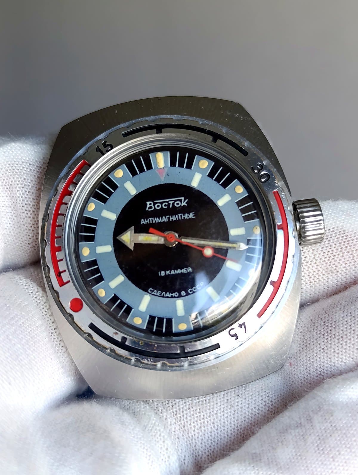 Vostok Amphibia USSR 2209 Mechanical Diver Watch Rare Blue Sector Dial Engraved – thumbnail 12