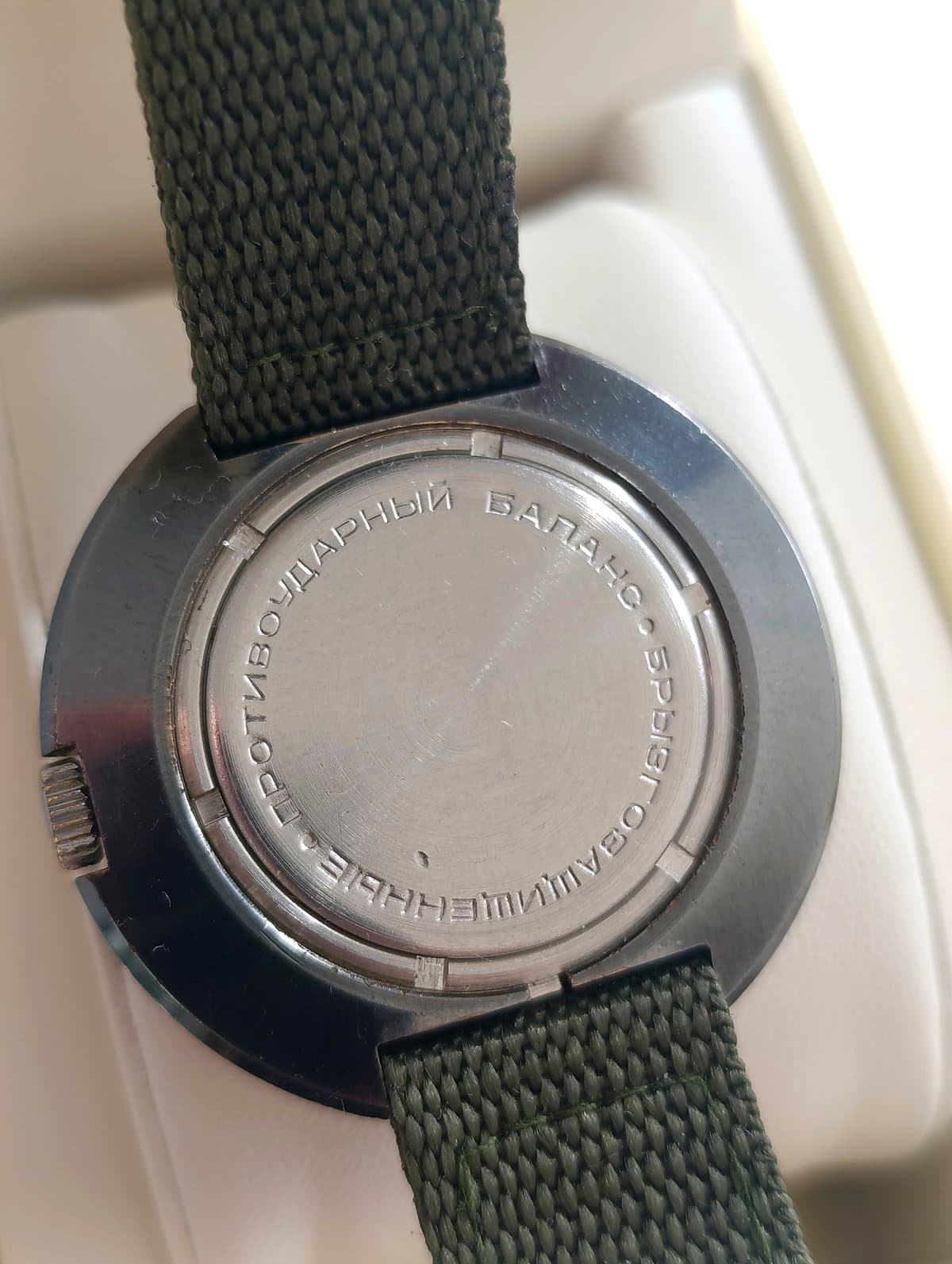 Raketa UFO 1980s USSR Watch Mechanical 2628H Day Date Vintage Rare – thumbnail 15