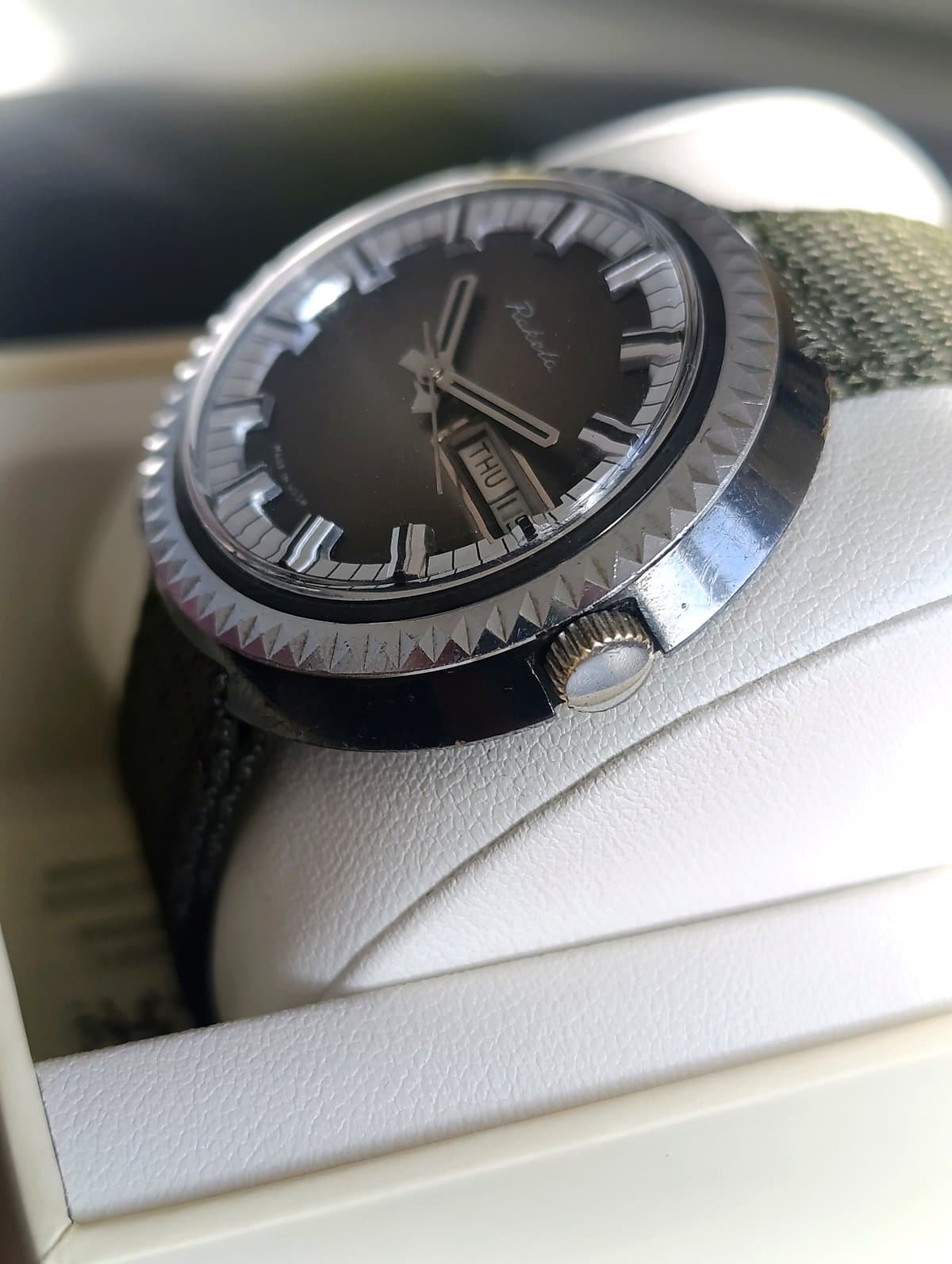 Raketa UFO 1980s USSR Watch Mechanical 2628H Day Date Vintage Rare – thumbnail 7