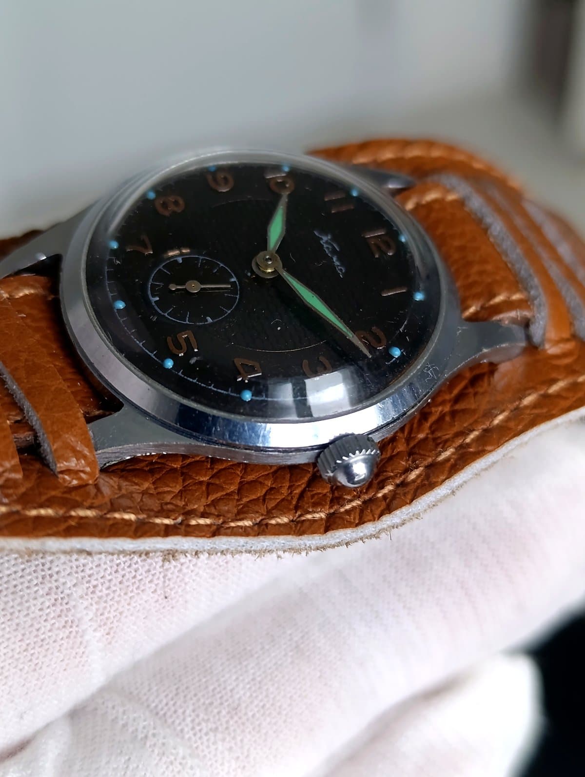 KAMA USSR Watch 1958 Vintage Mechanical Black Dial Small Seconds Classic – thumbnail 6