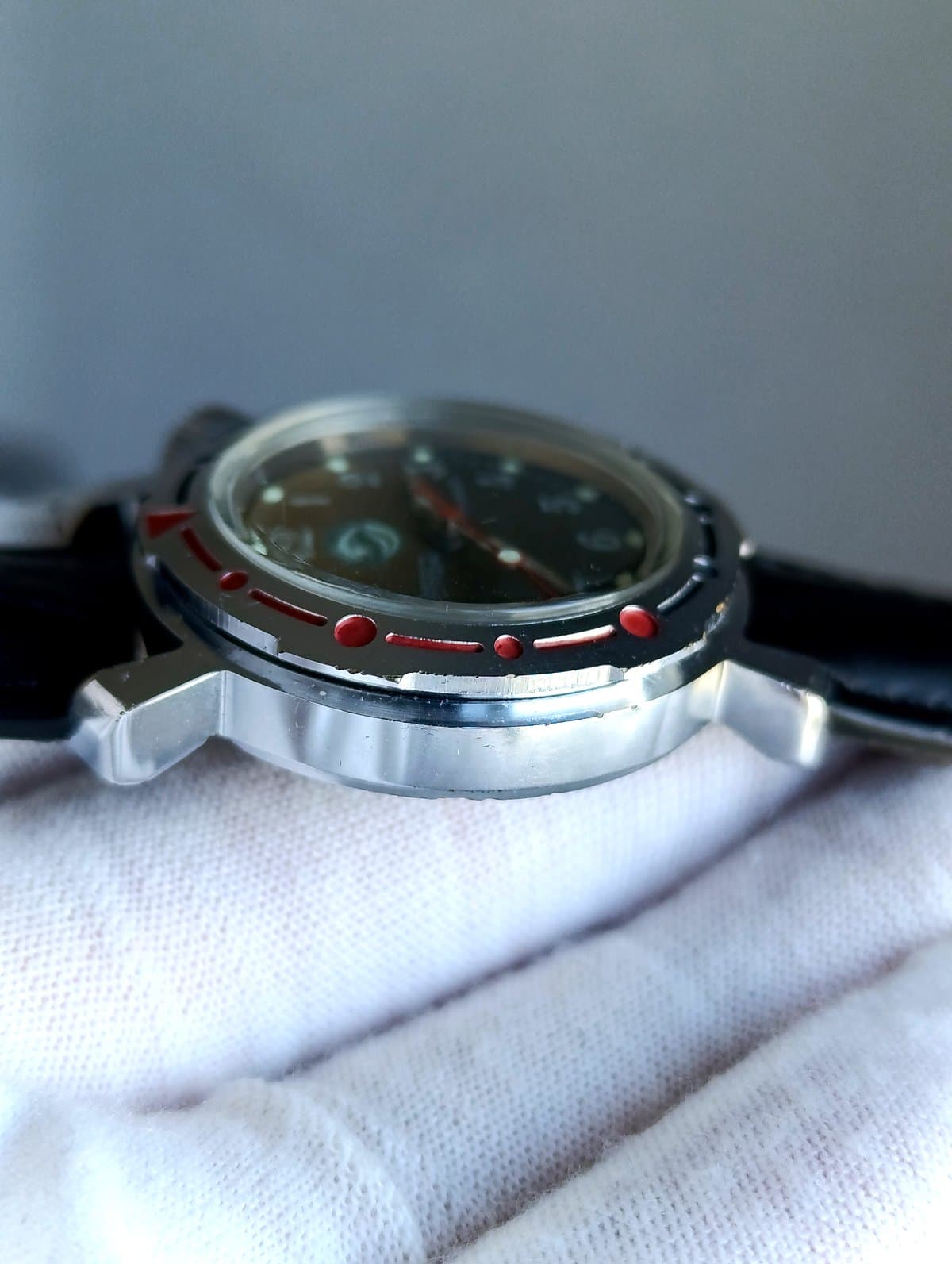 Vintage Vostok Kadet Amphibia 1980s USSR Mechanical Watch Cal. 2409A Dolphin  – thumbnail 5