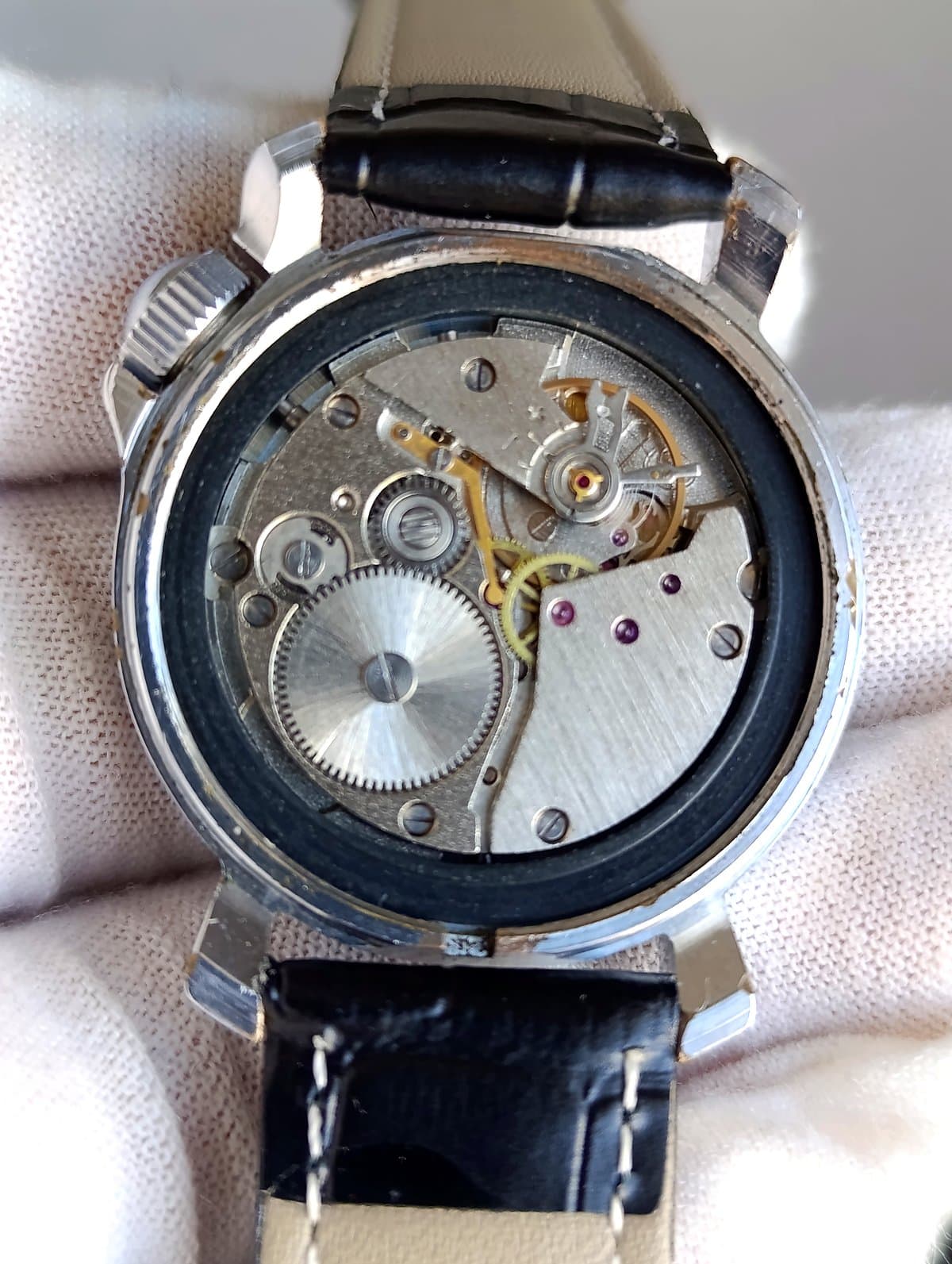 Vintage Vostok Kadet Amphibia 1980s USSR Mechanical Watch Cal. 2409A Dolphin  – thumbnail 2
