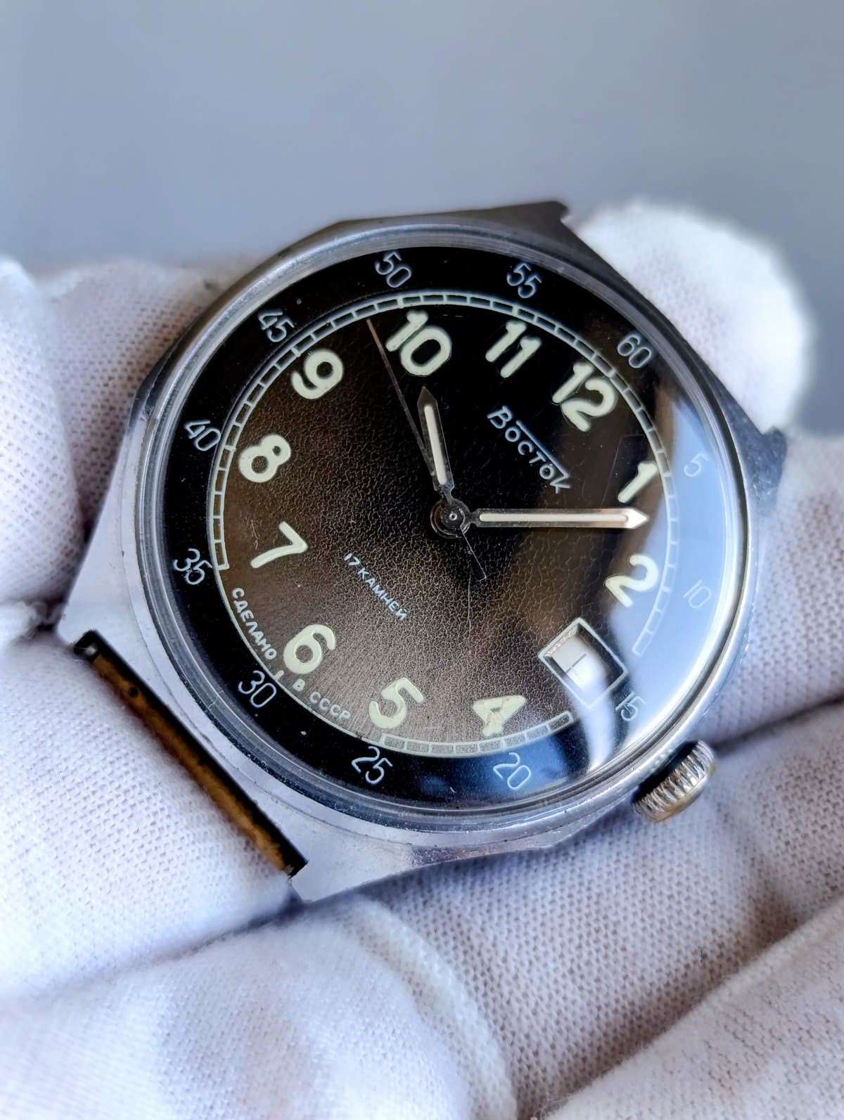 Soviet Vostok Watch 1980s Model 291175 Cal.2414A Serviced Vintage USSR – thumbnail 3