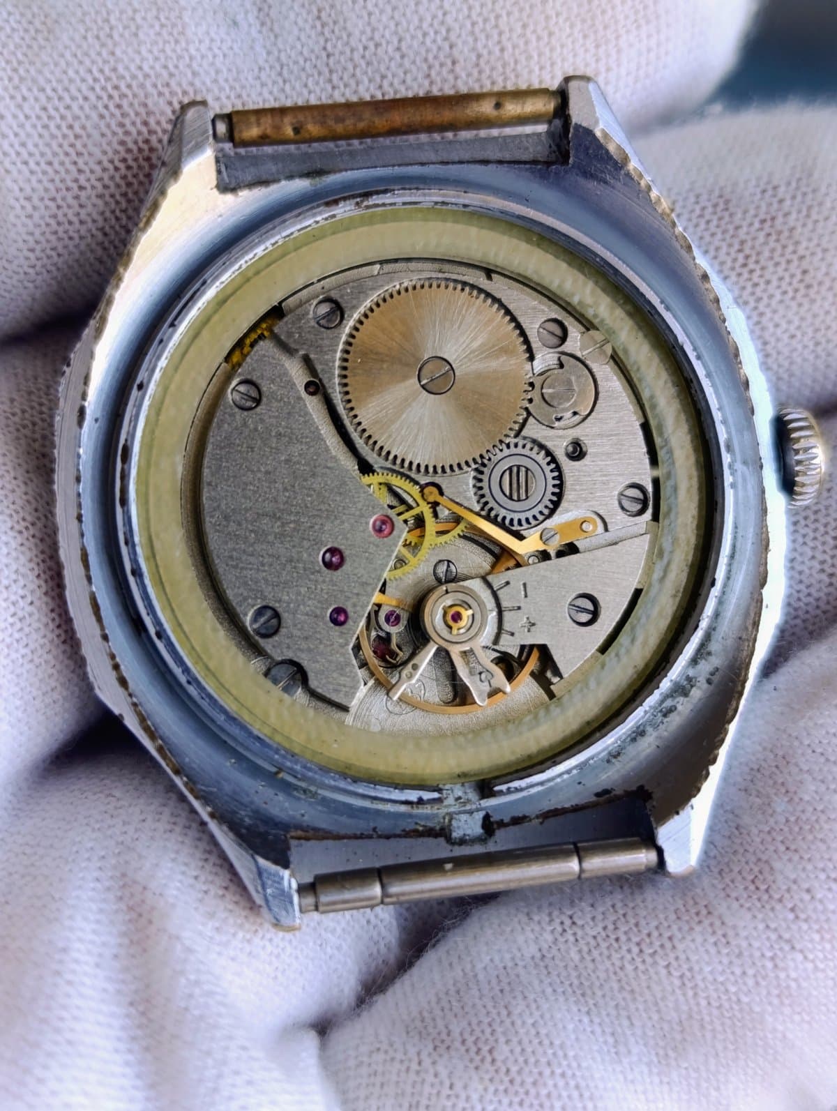Soviet Vostok Watch 1980s Model 291175 Cal.2414A Serviced Vintage USSR – thumbnail 2