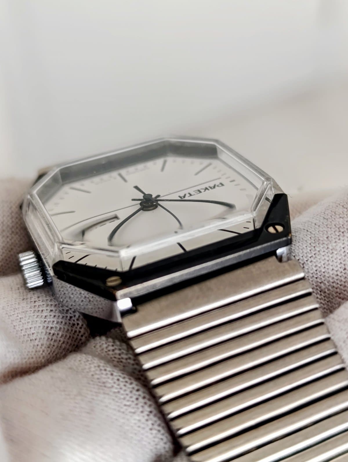 Vintage Raketa Star Wars USSR Watch Mechanical Day Date White Dial 2628H  – thumbnail 7
