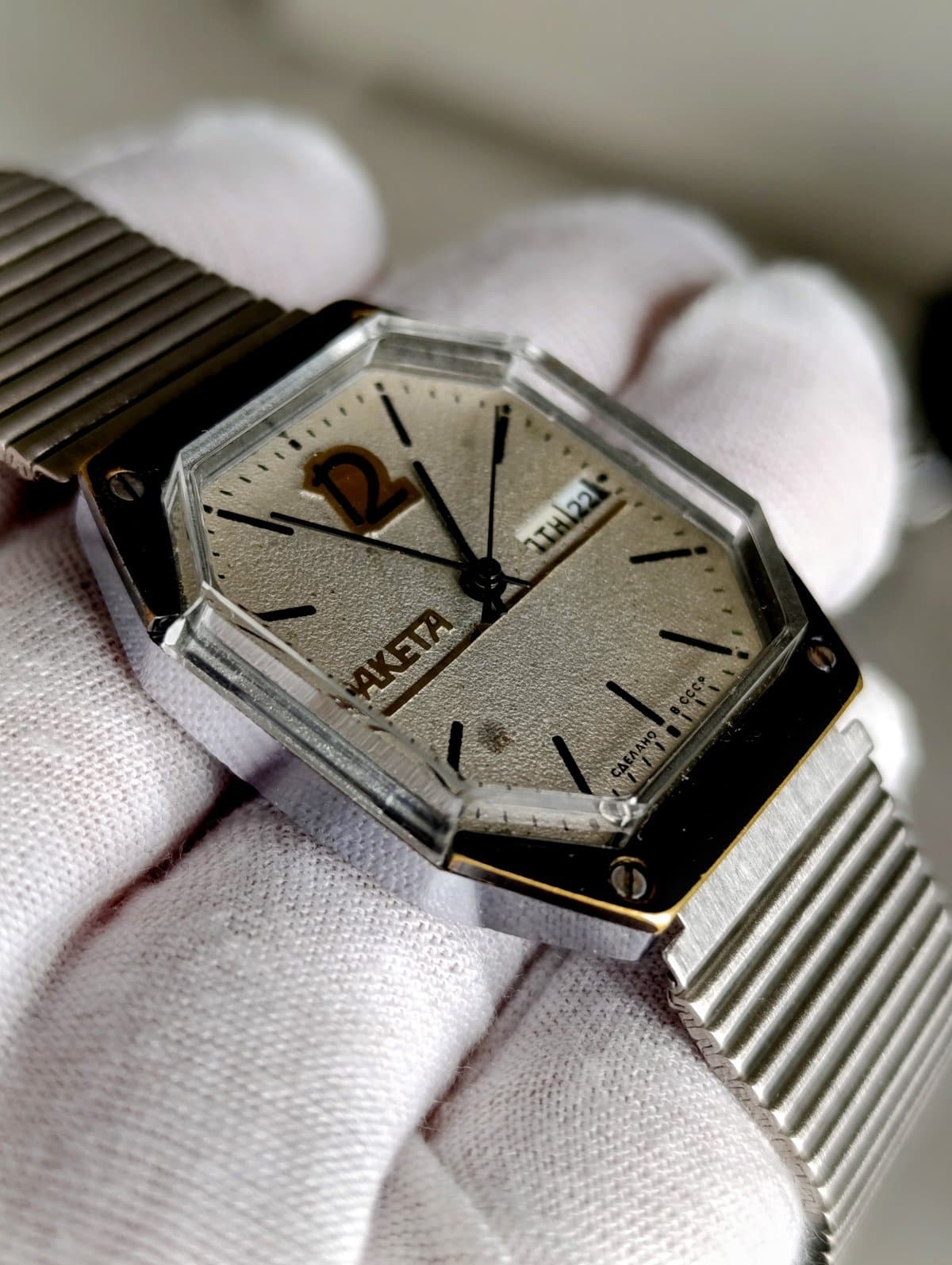 Vintage Raketa Star Wars USSR Watch 2628 Pearl Silver Dial Soviet Watch – thumbnail 4