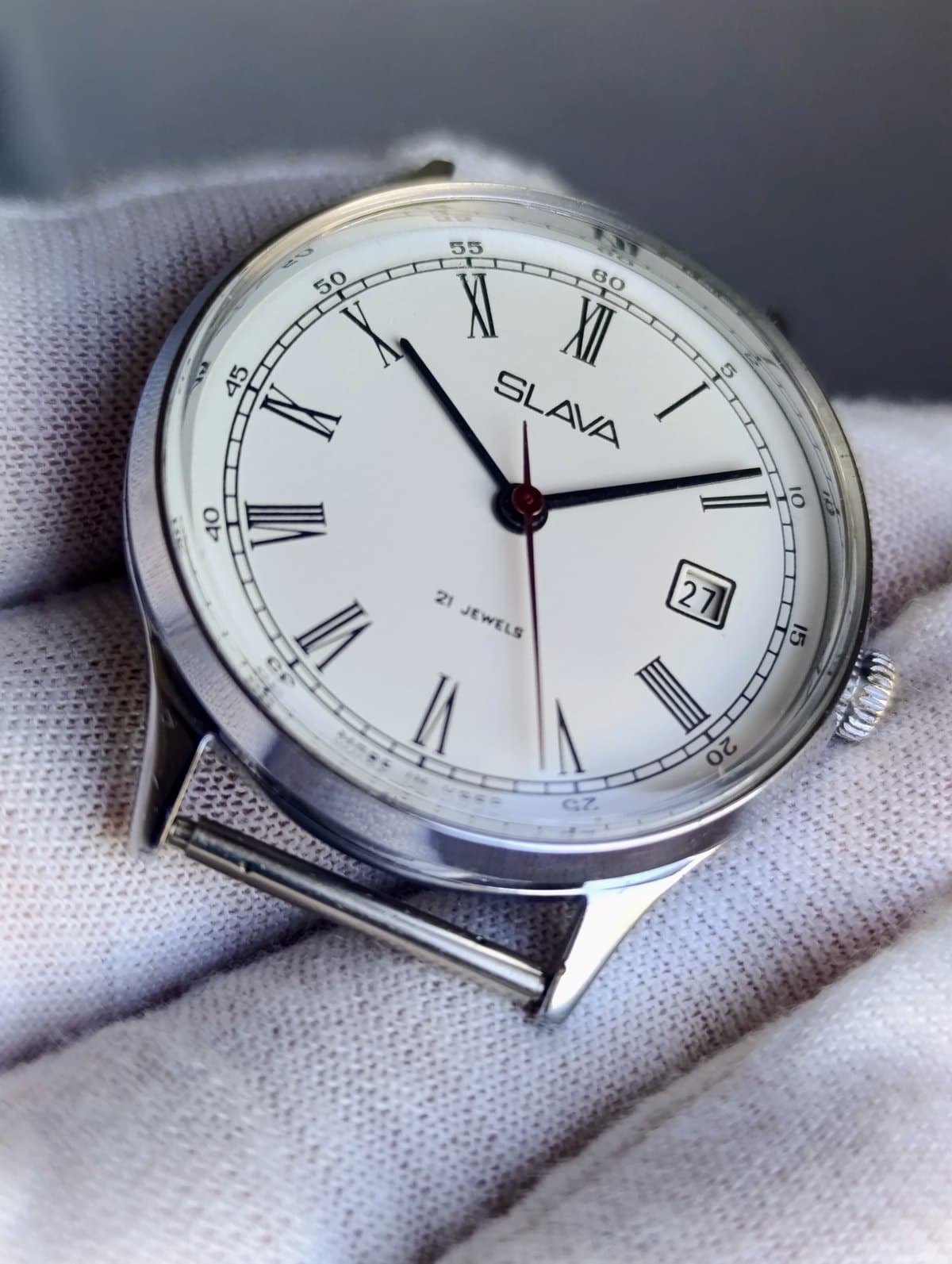 Vintage Slava 2414 · Soviet Manual-Wind Dress Watch · White Roman Dial, Date – thumbnail 4
