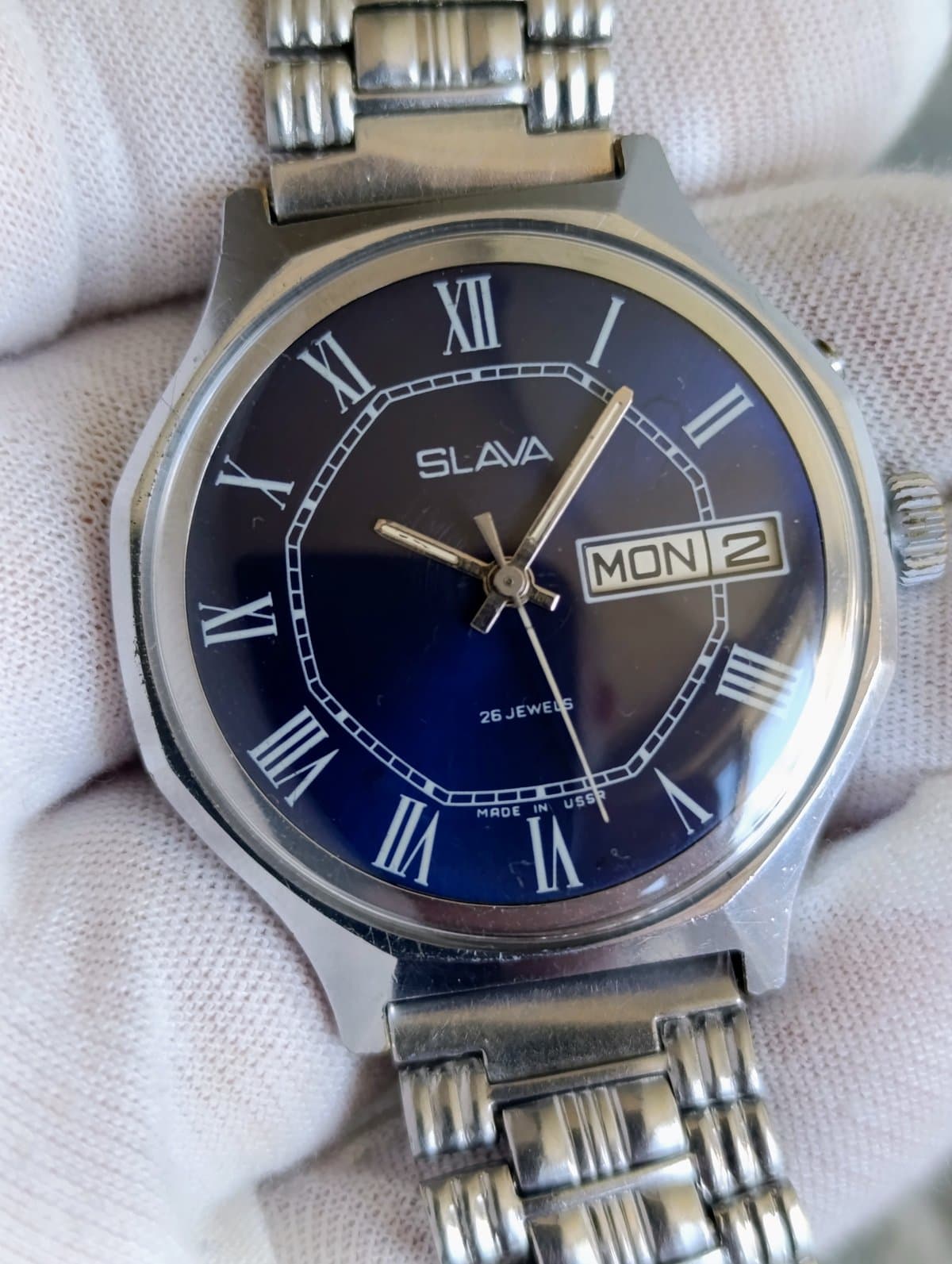 Vintage Slava Soviet Watch USSR Cal 2428 26 Jewels Day Date Navy Dial 1980s  – thumbnail 4